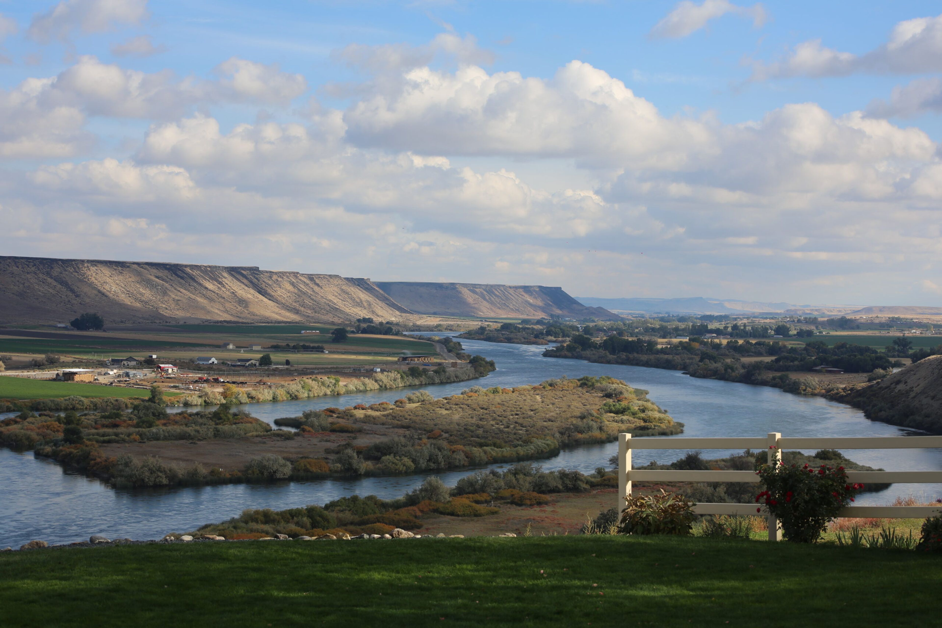 Featured photo from Fox Canyon Vineyards