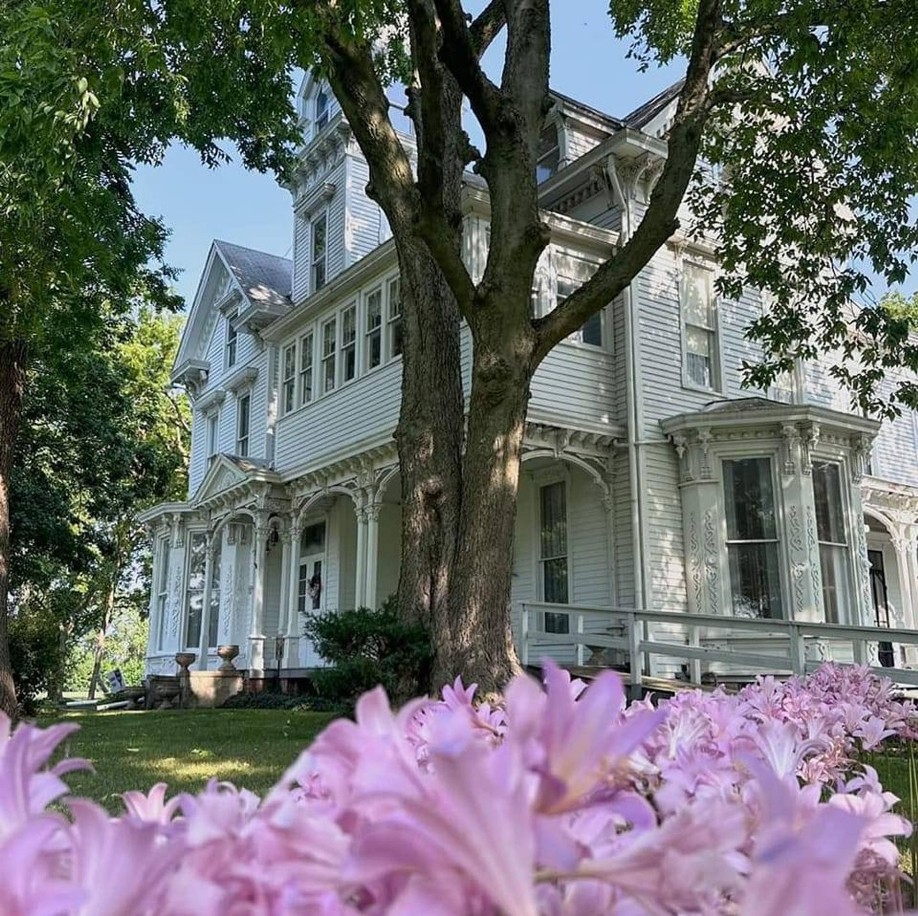 Featured photo from Anderson Mansion Museum