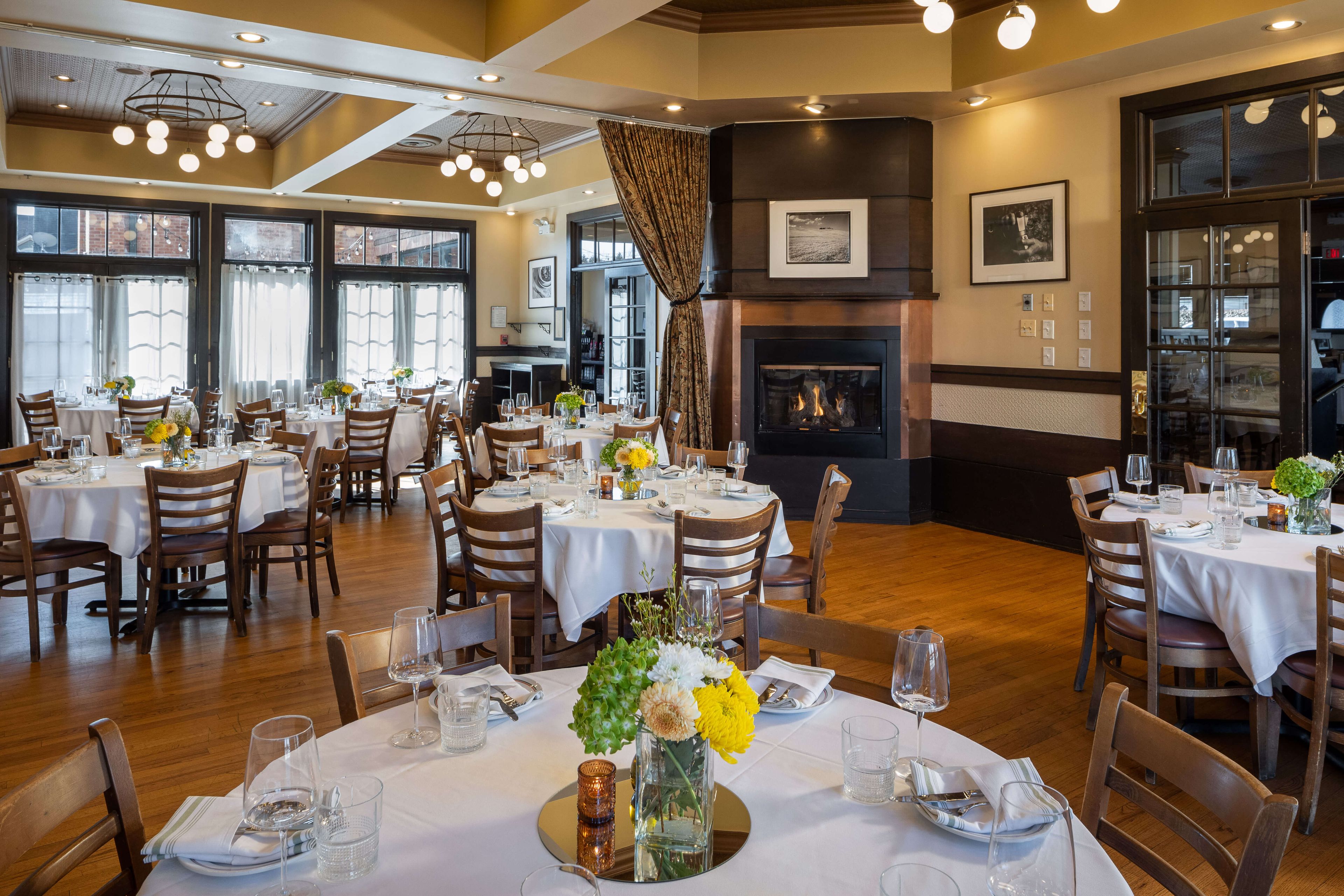 Featured photo from Francesca's Fortunato - Frankfort