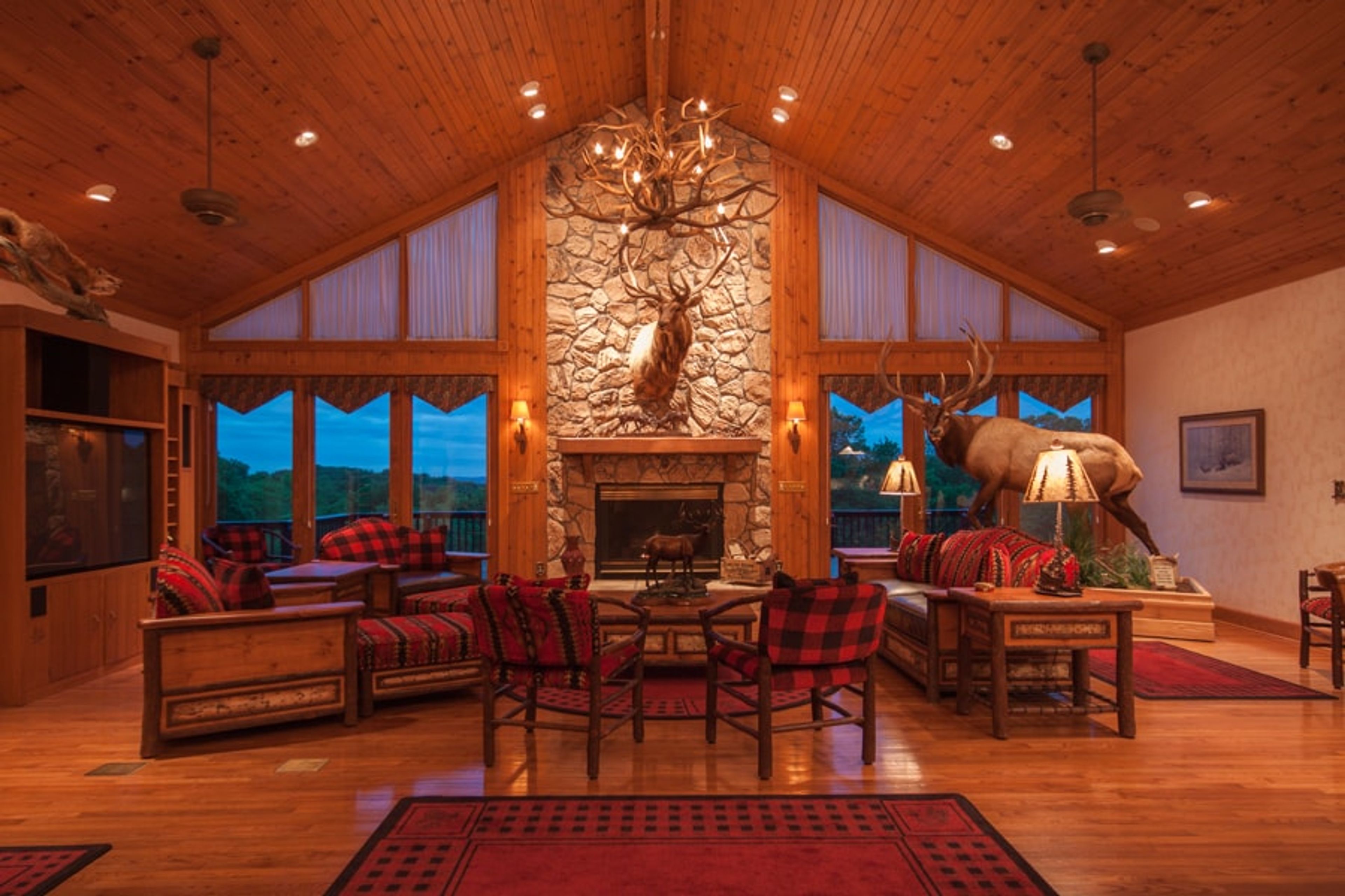 Featured photo from Harpole's Heartland Lodge