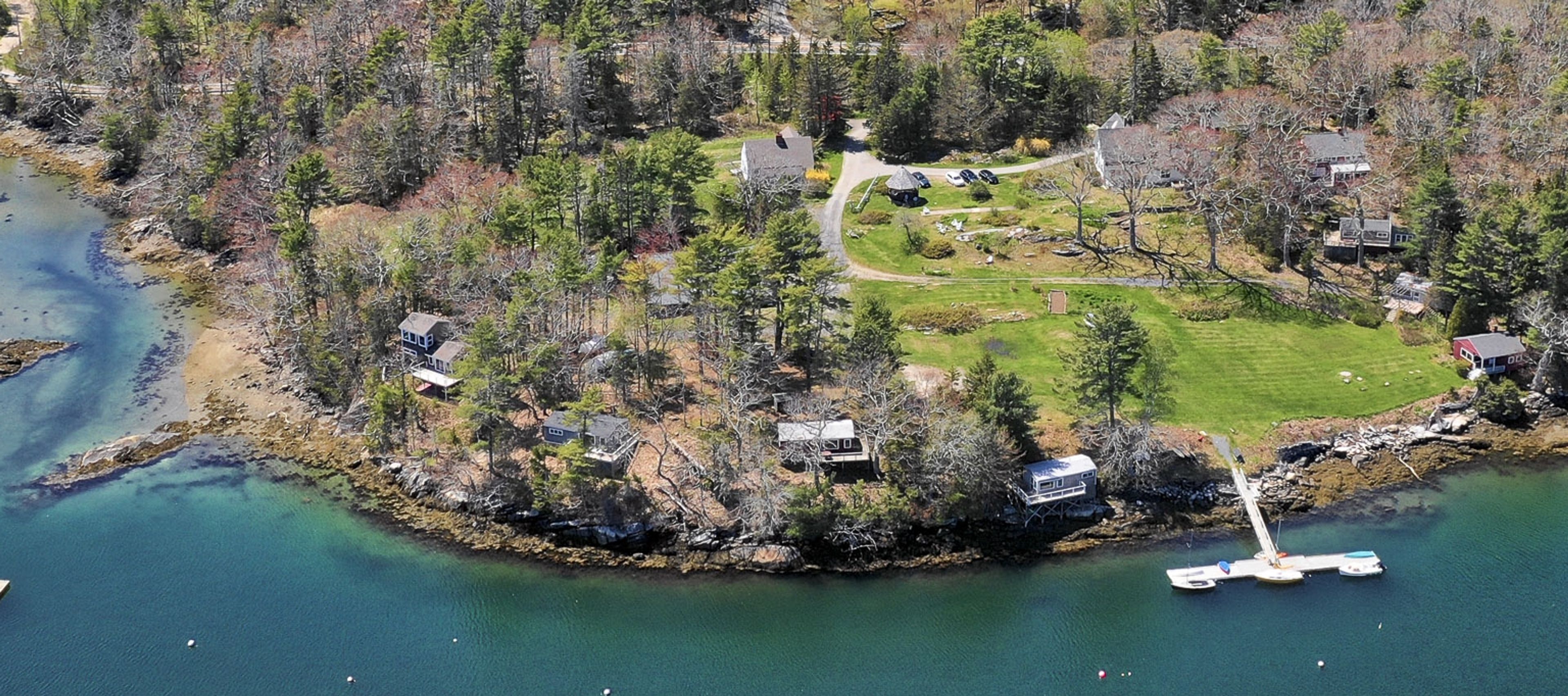 Featured photo from Harborfields Waterfront Vacation Cottages
