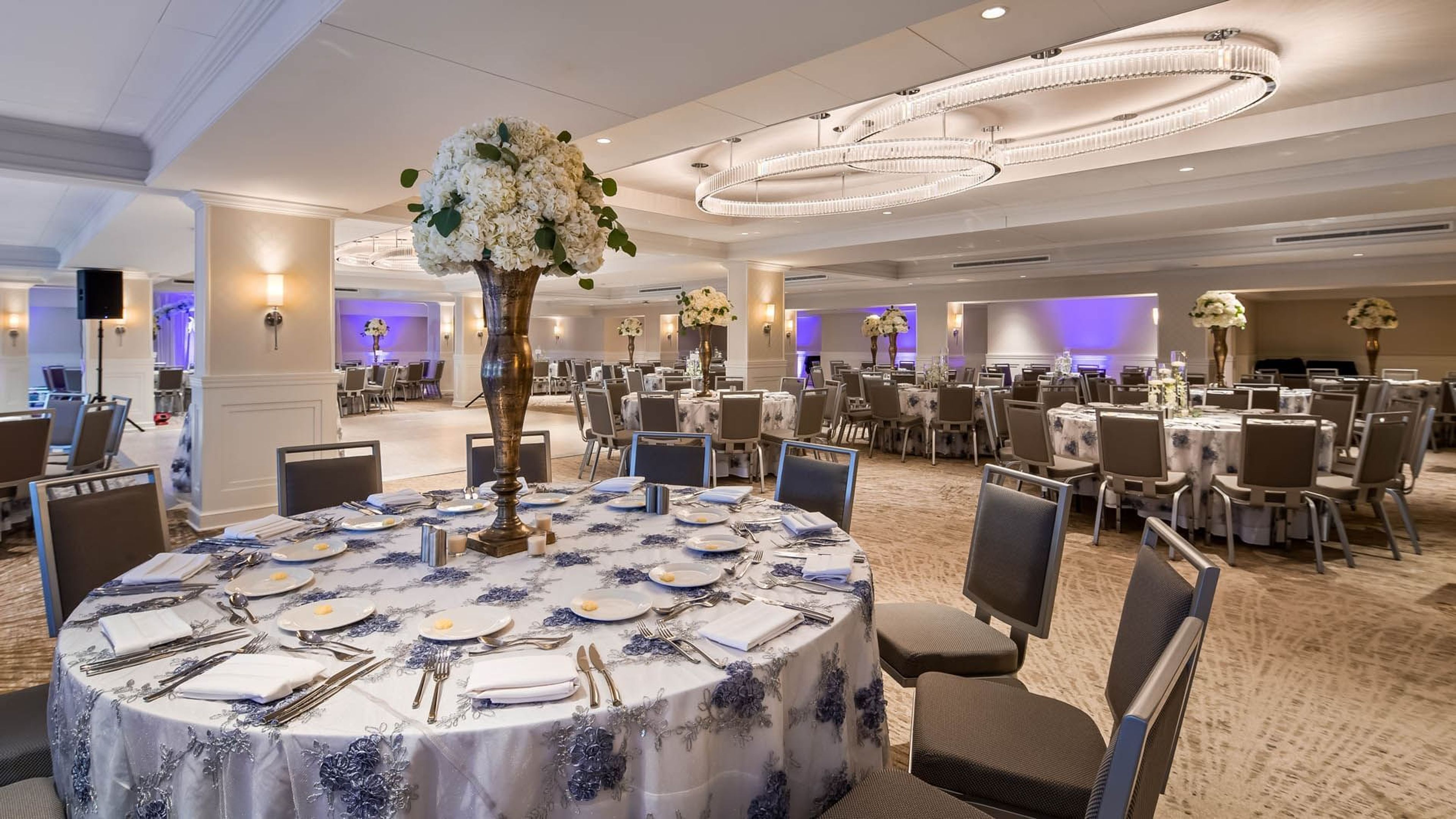 Featured photo from DoubleTree by Hilton Bloomfield Hills