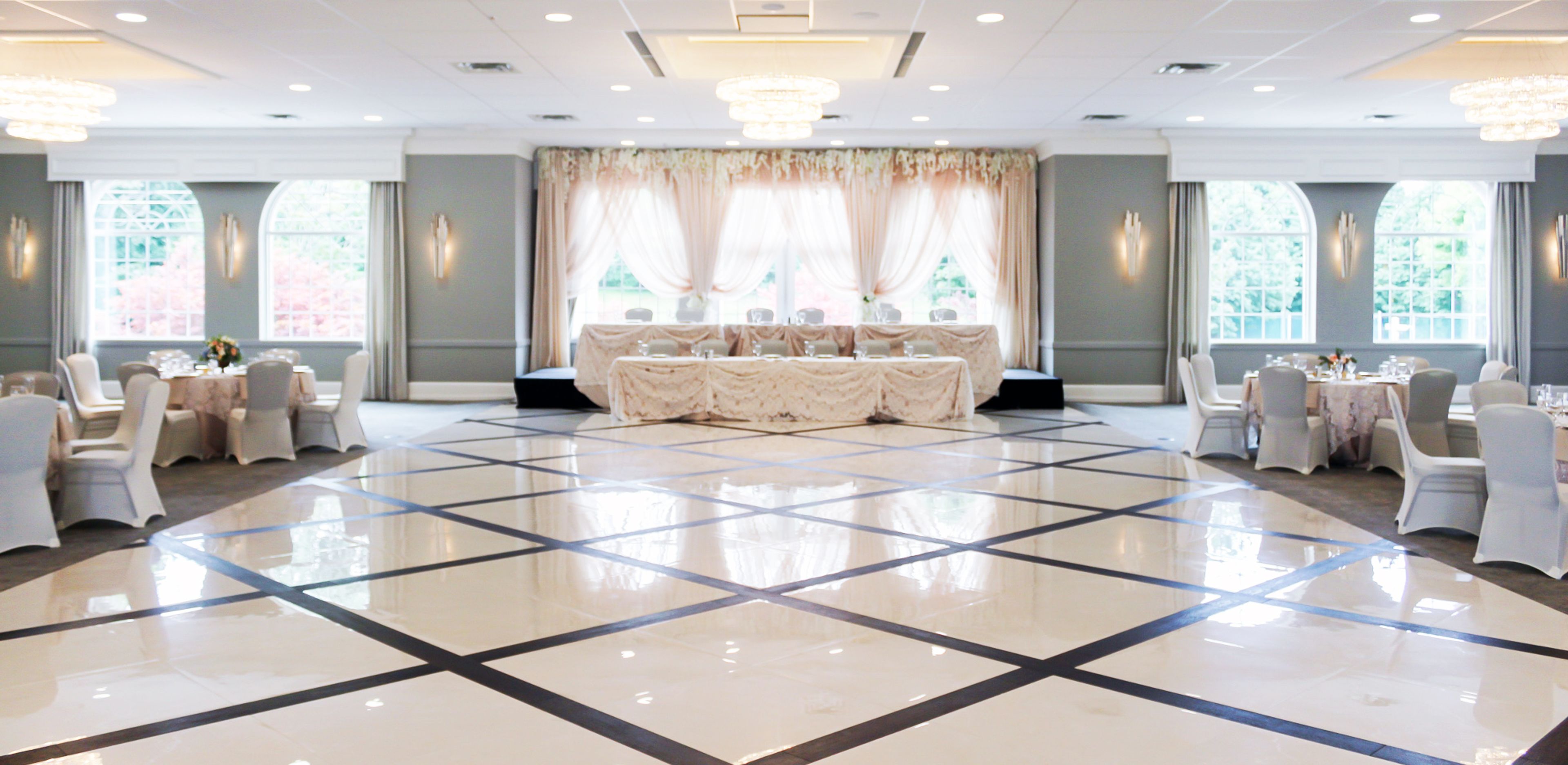 Featured photo from The Italian American Banquet and Conference Center of Livonia
