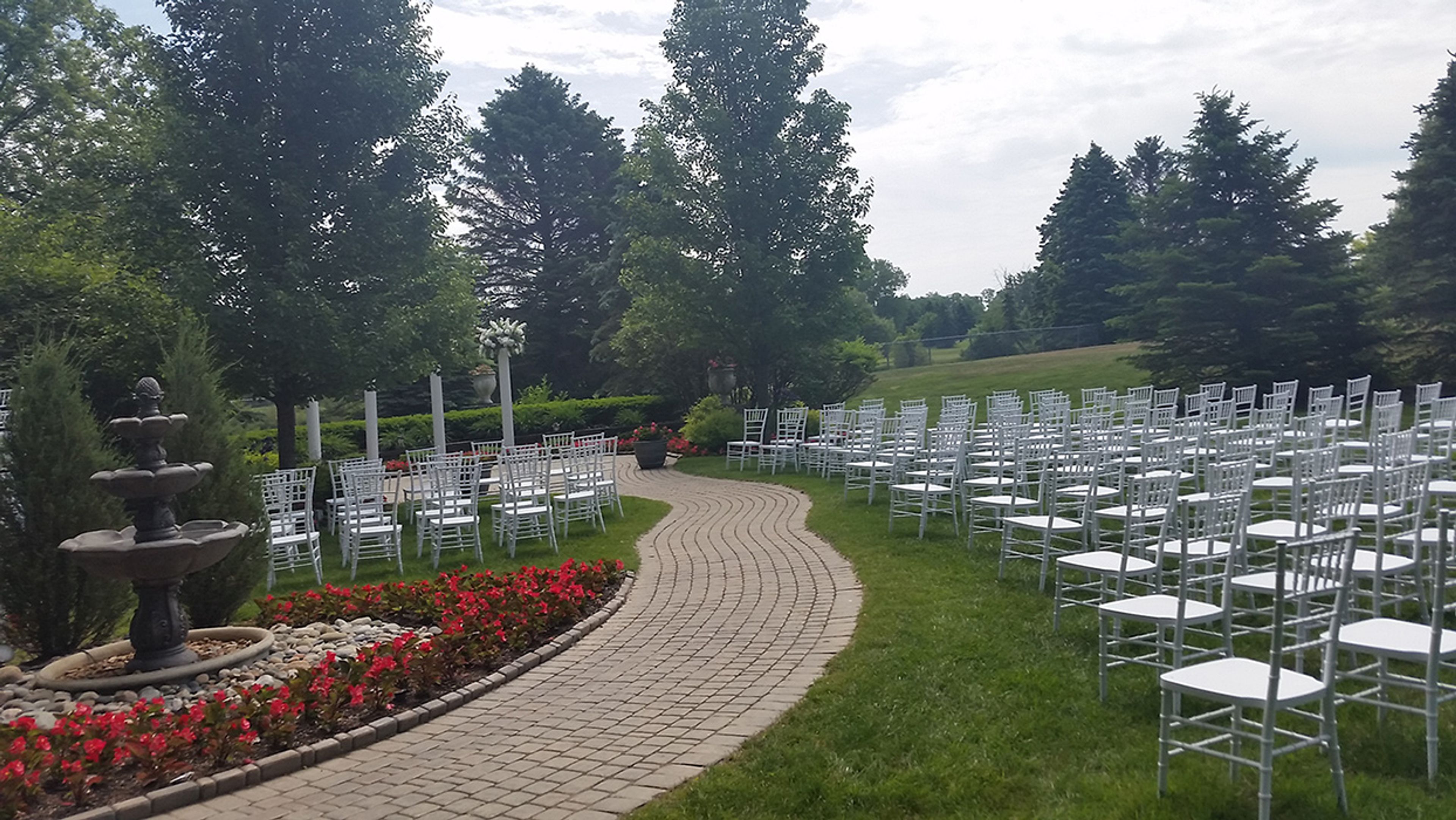 Featured photo from Tina's Country House & Gardens