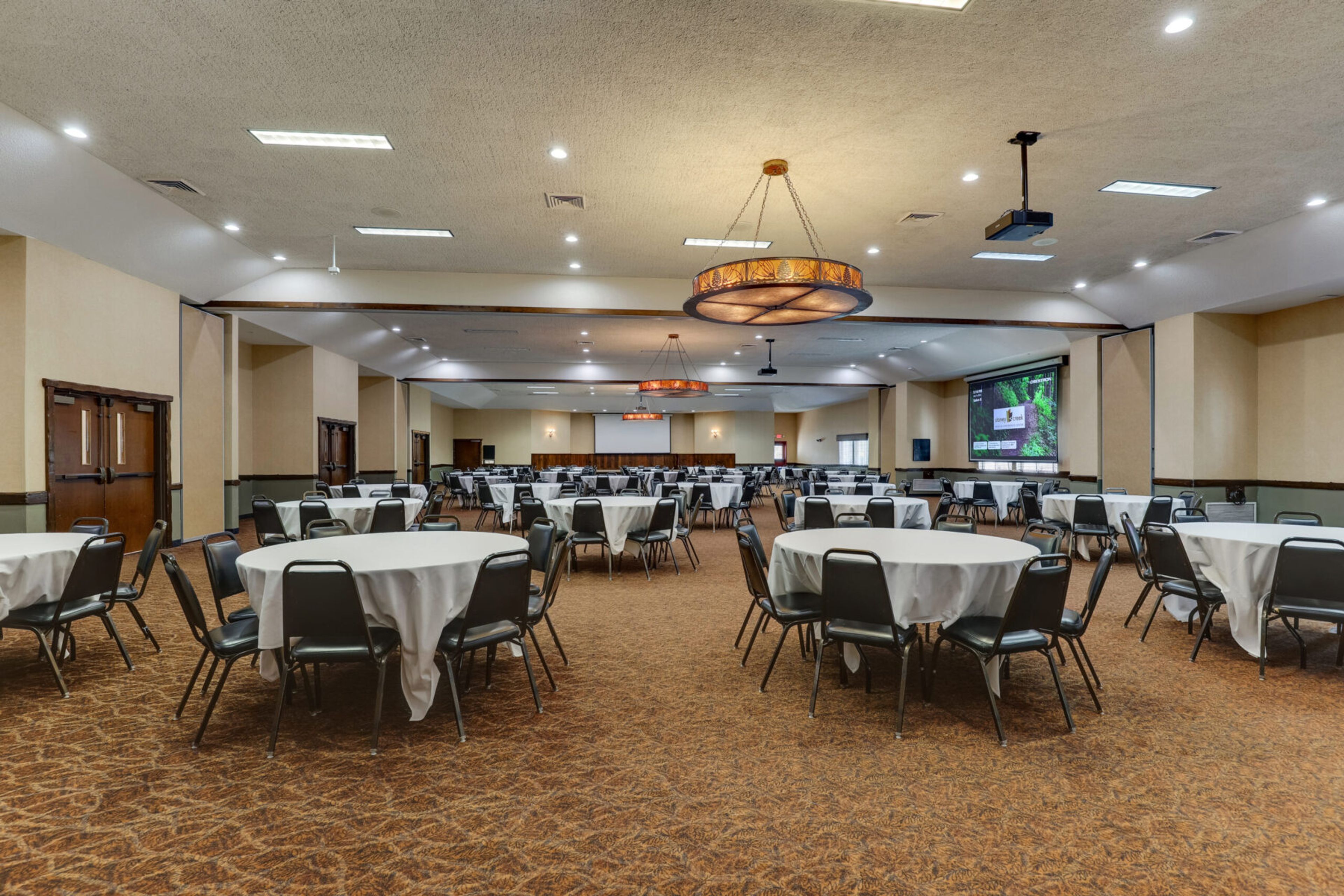 Featured photo from Stoney Creek Hotel & Conference Center
