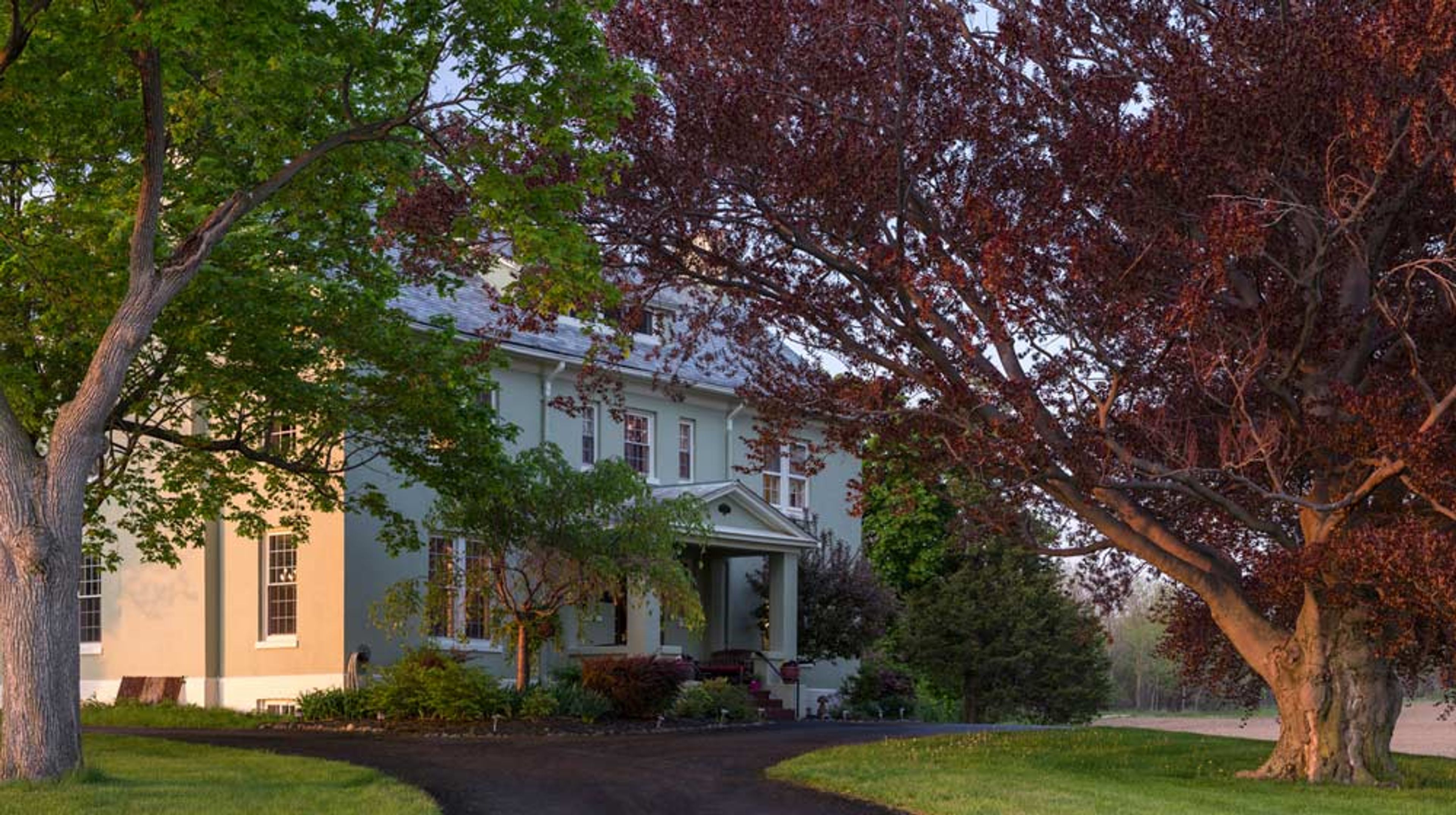 Featured photo from Yale Manor at Copper Beeches