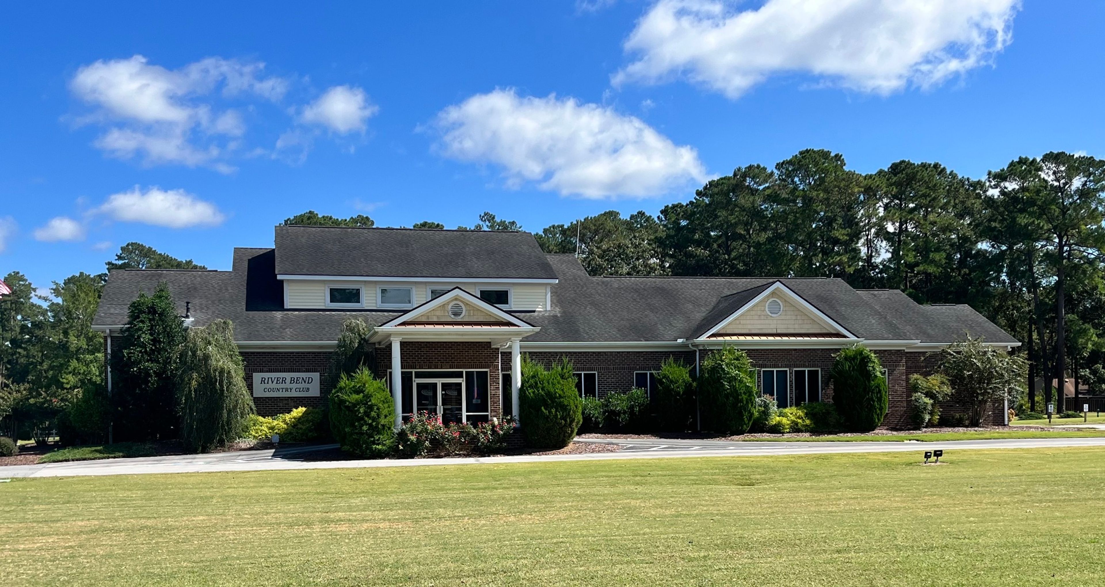 Featured photo from River Bend Country Club