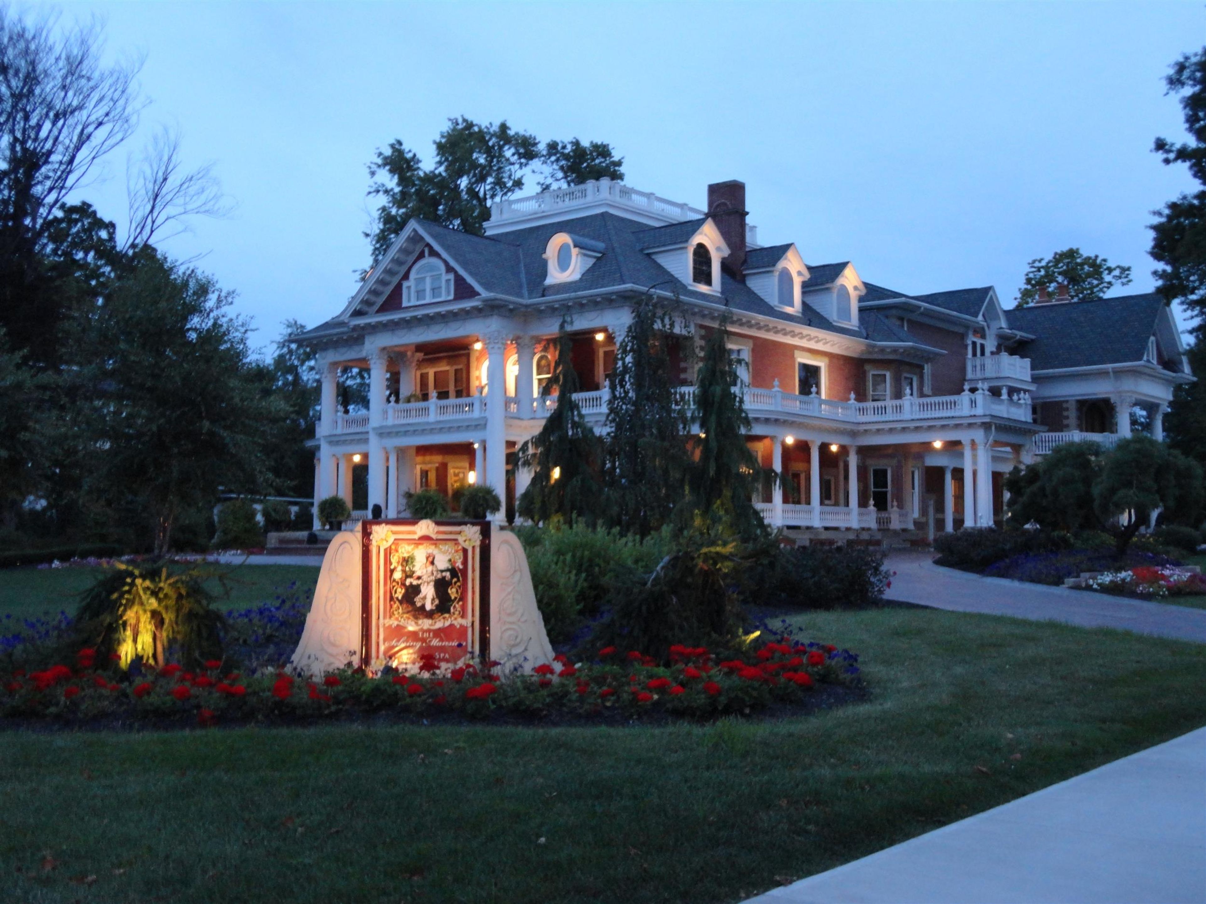 Featured photo from Sebring Mansion Inn & Spa