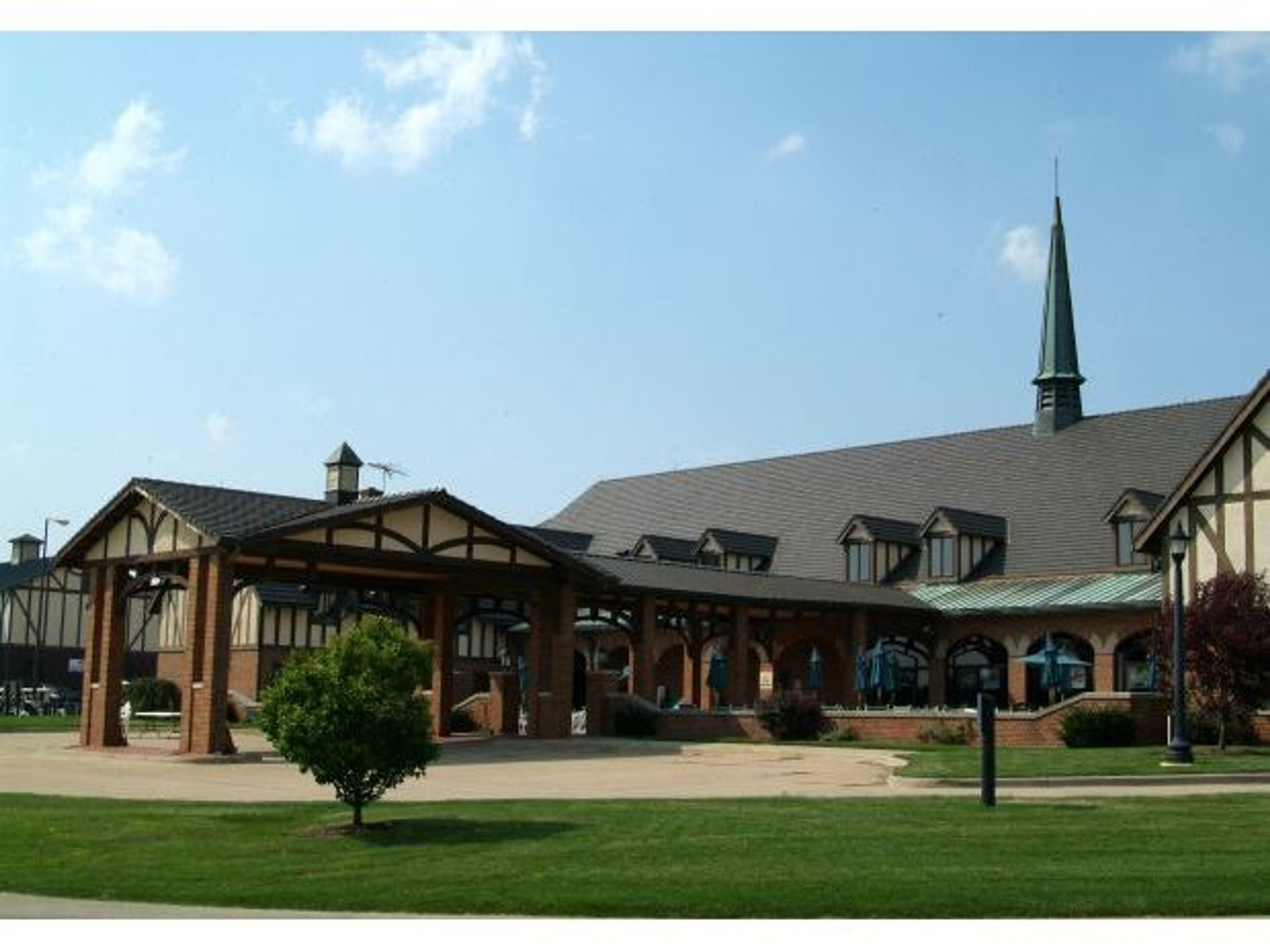 Featured photo from Roses Run Country Club