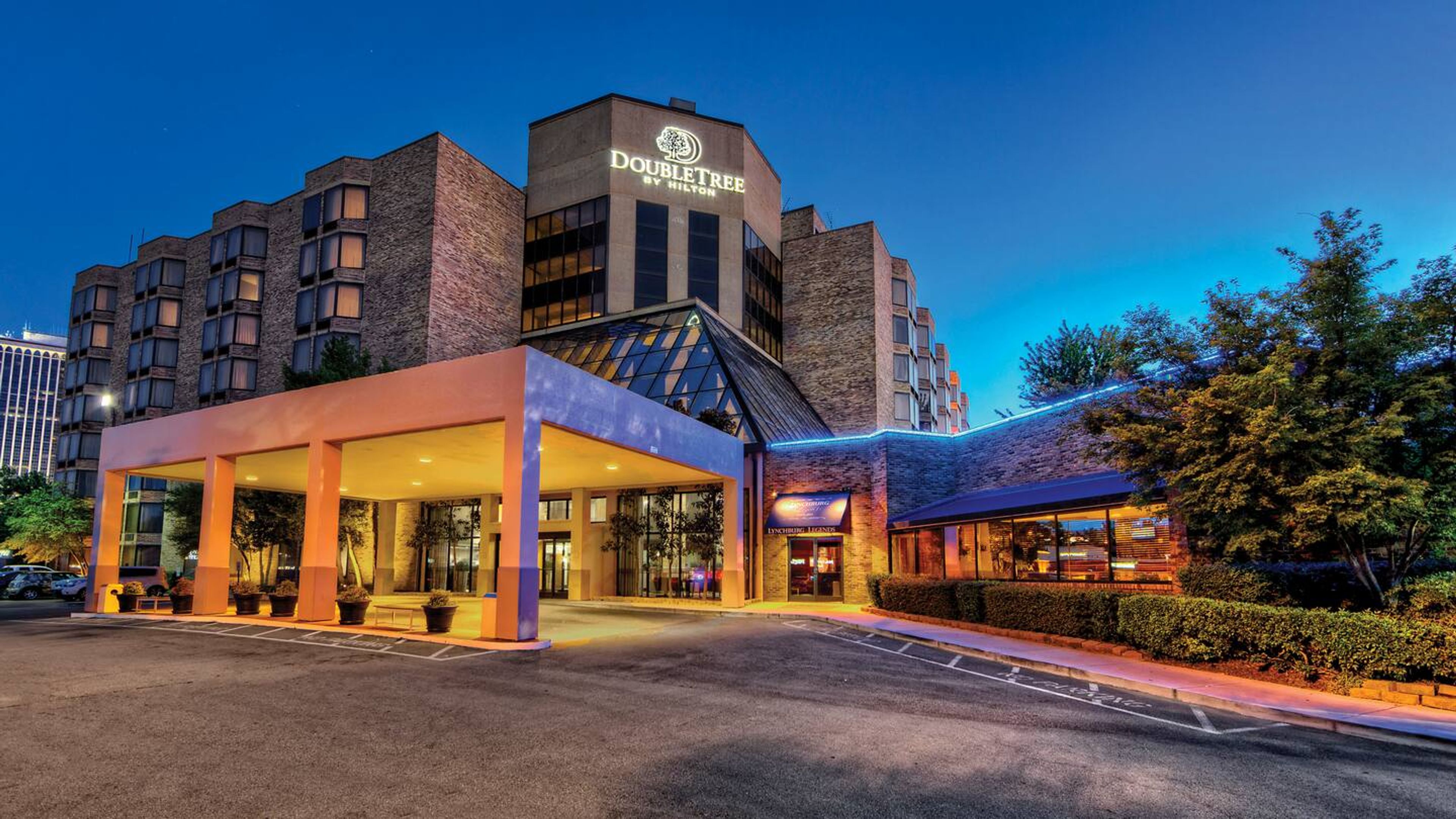 Cover photo of DoubleTree Hotel East Memphis