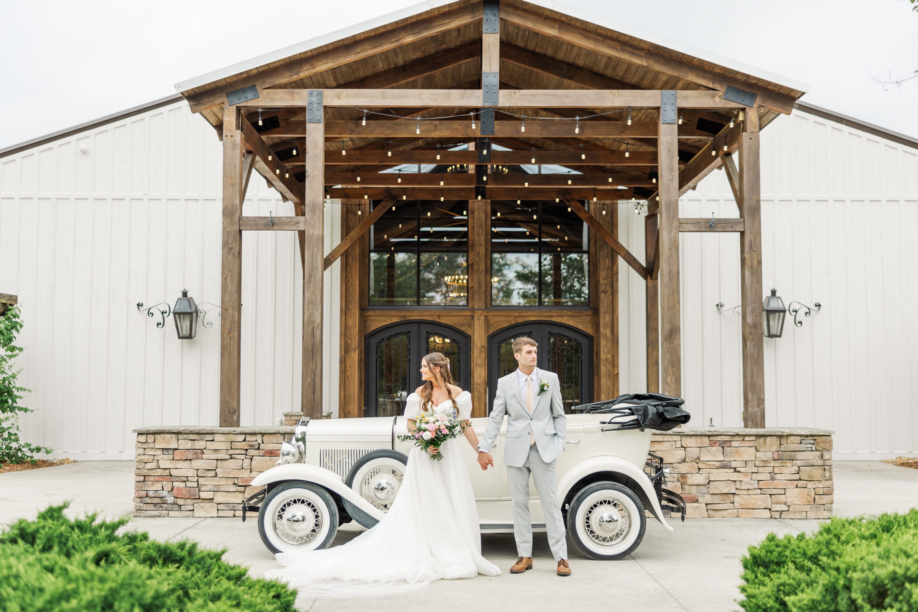Featured photo from Howe Farms Wedding and Events Venue