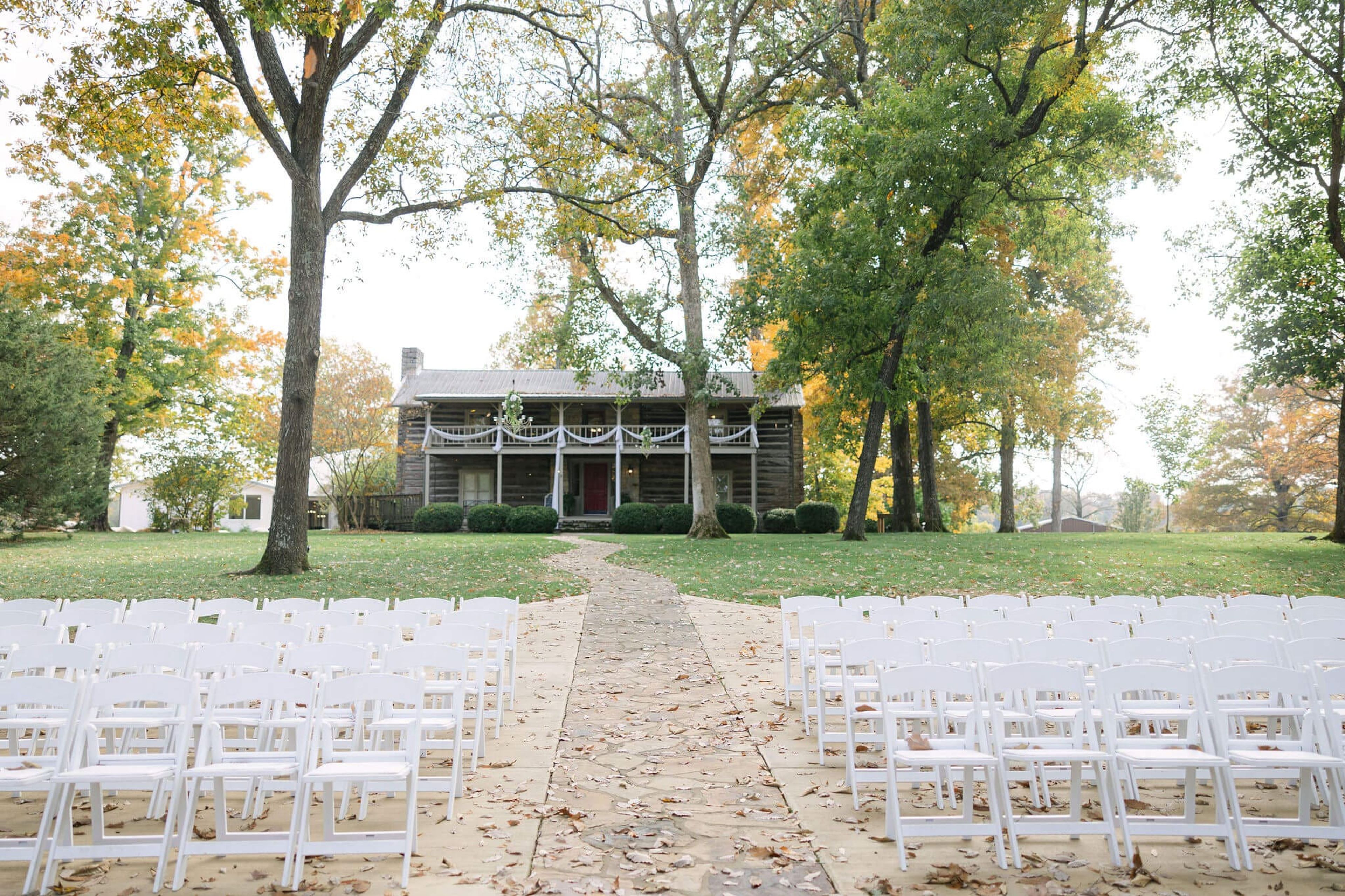 Featured photo from Iriswoods Events
