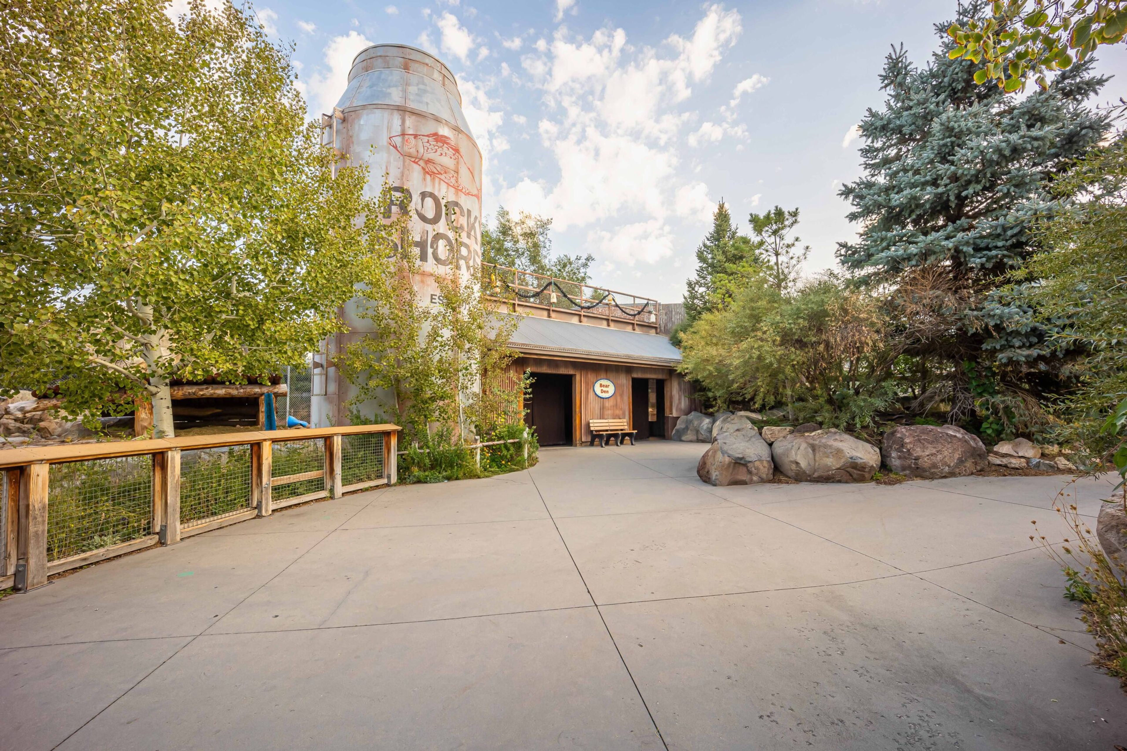 Featured photo from Utah's Hogle Zoo