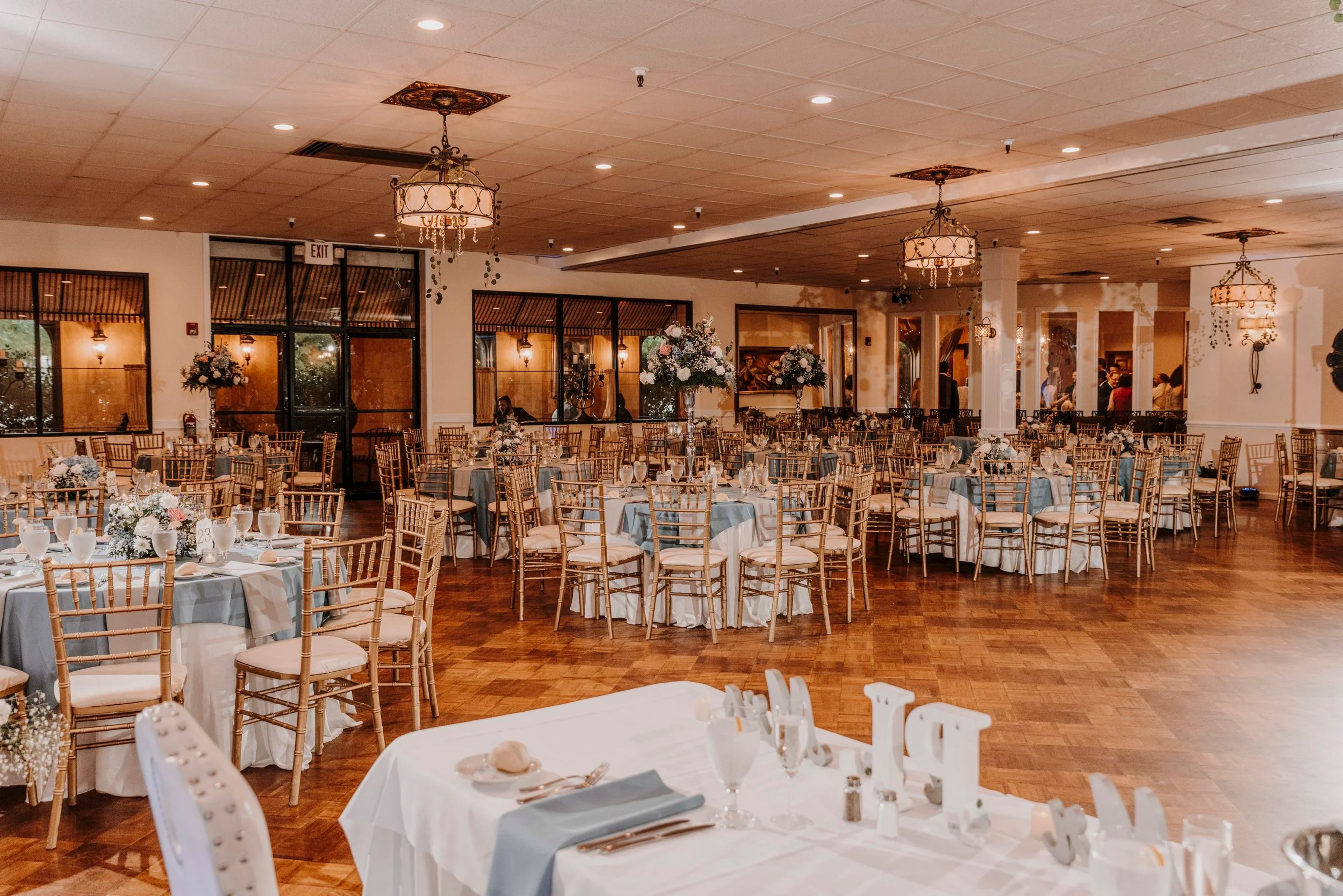Featured photo from La Luna Banquet Hall