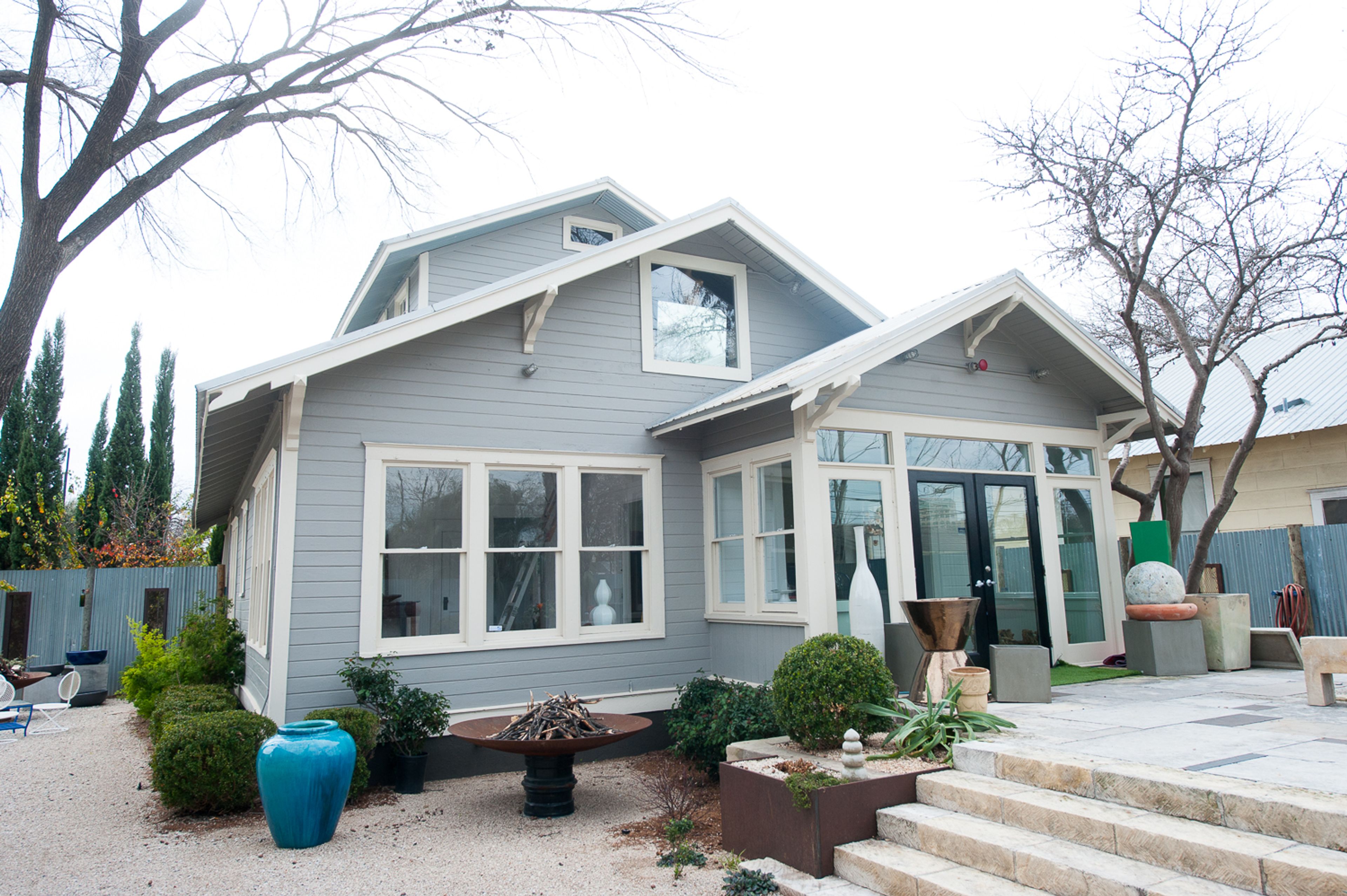 Featured photo from 1102 East Austin