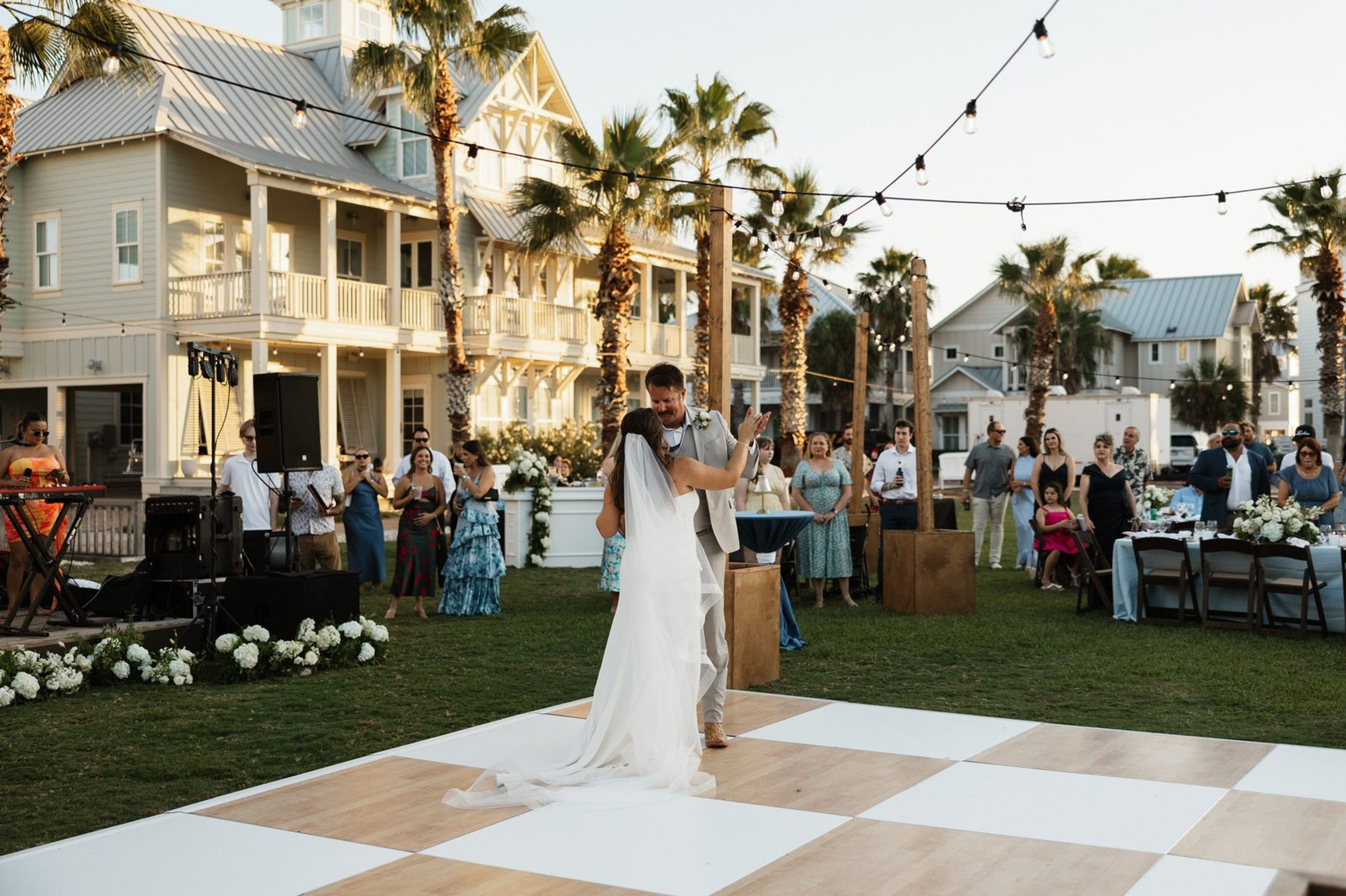 Featured photo from Cinnamon Shore