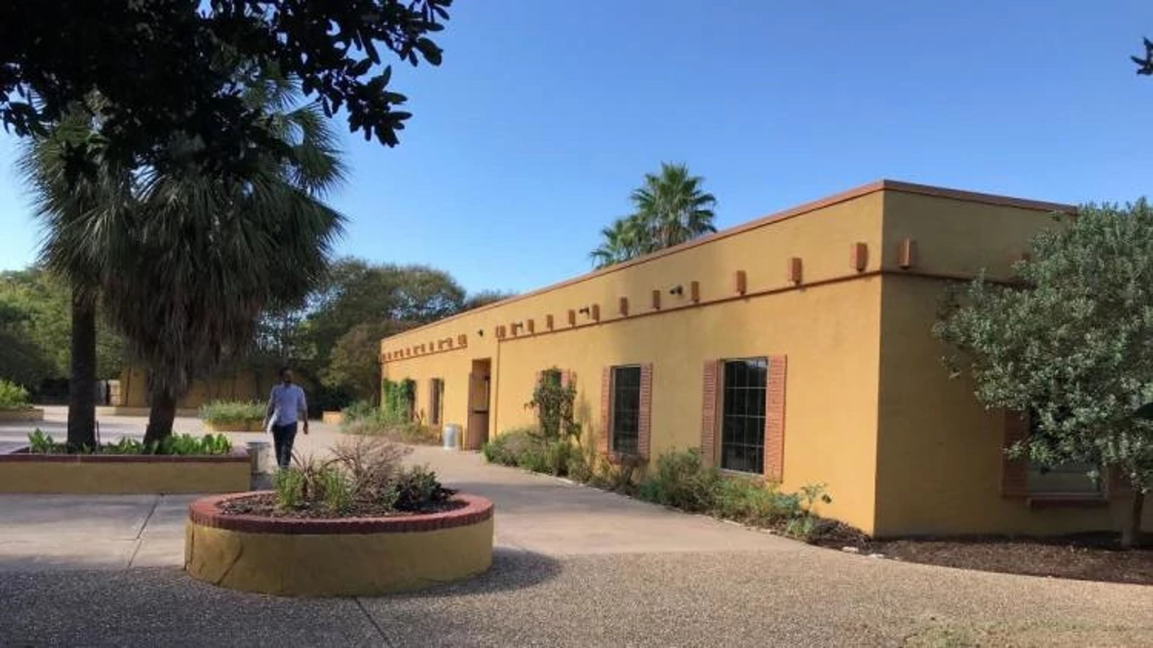 Featured photo from Fiesta Gardens Building and Patio at Edward Rendon Sr. Metro Park at Festival Beach