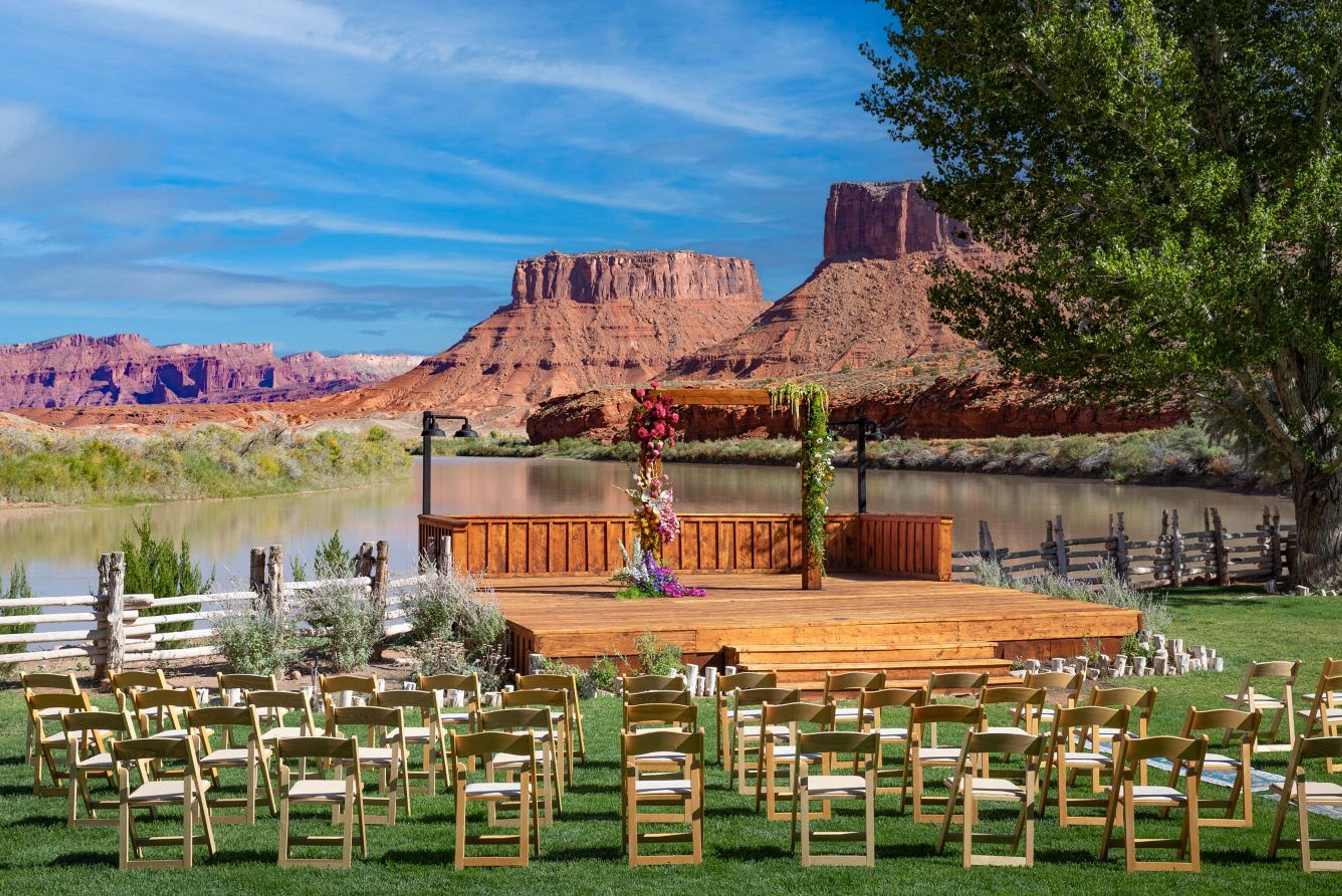Featured photo from Red Cliffs Lodge Moab