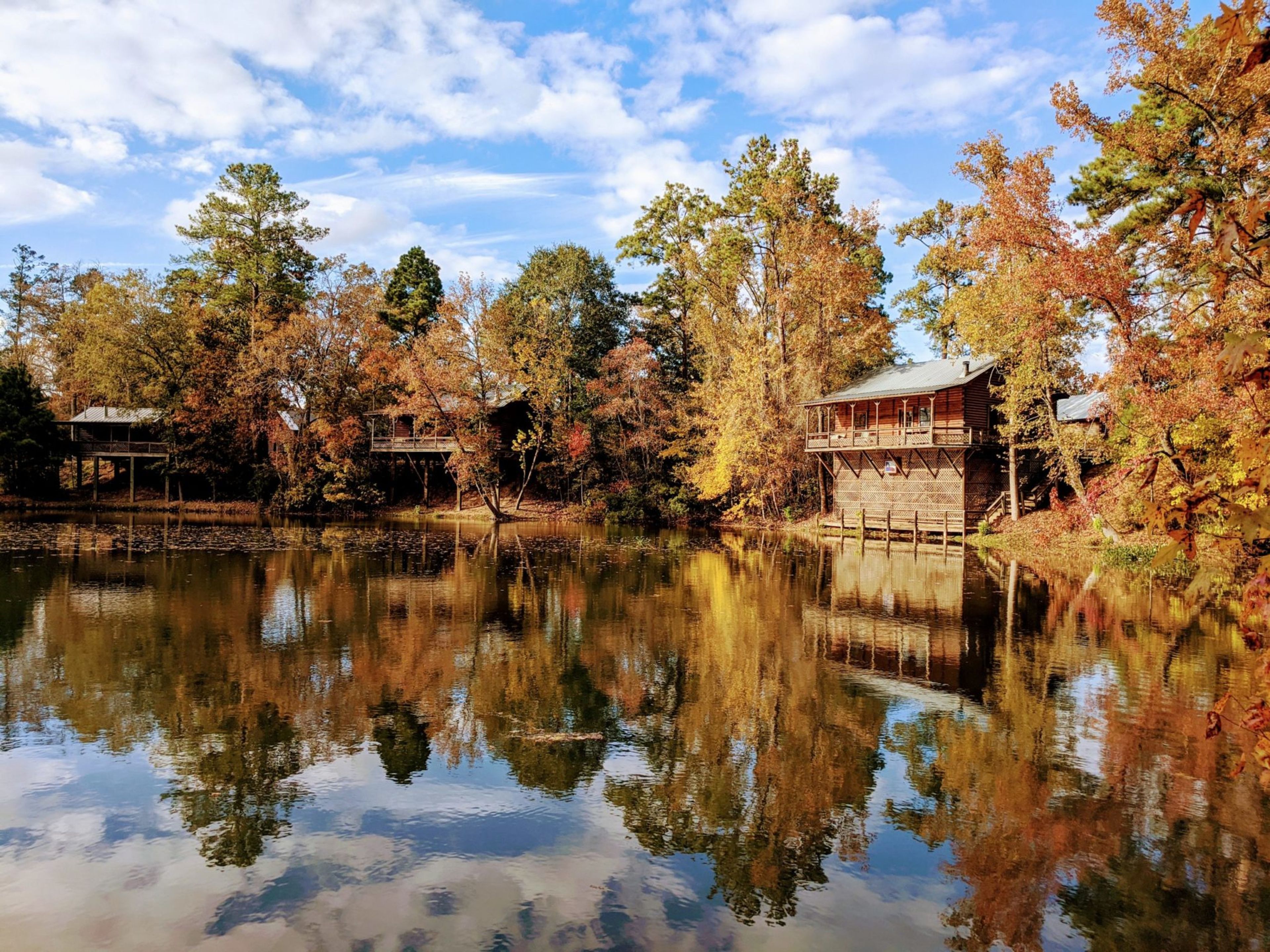 Featured photo from The Retreat at Artesian Lakes