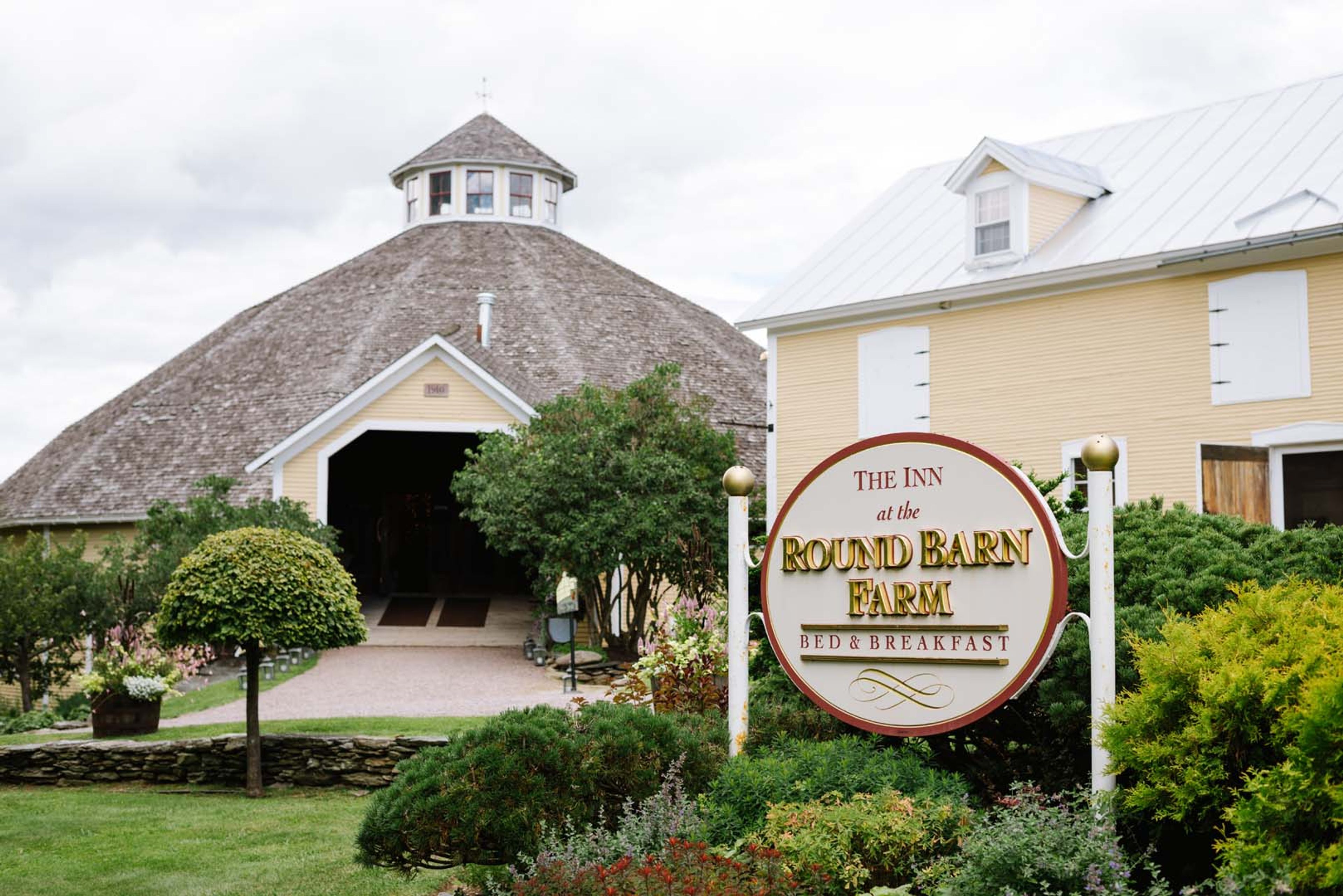 Featured photo from Inn at the Round Barn Farm