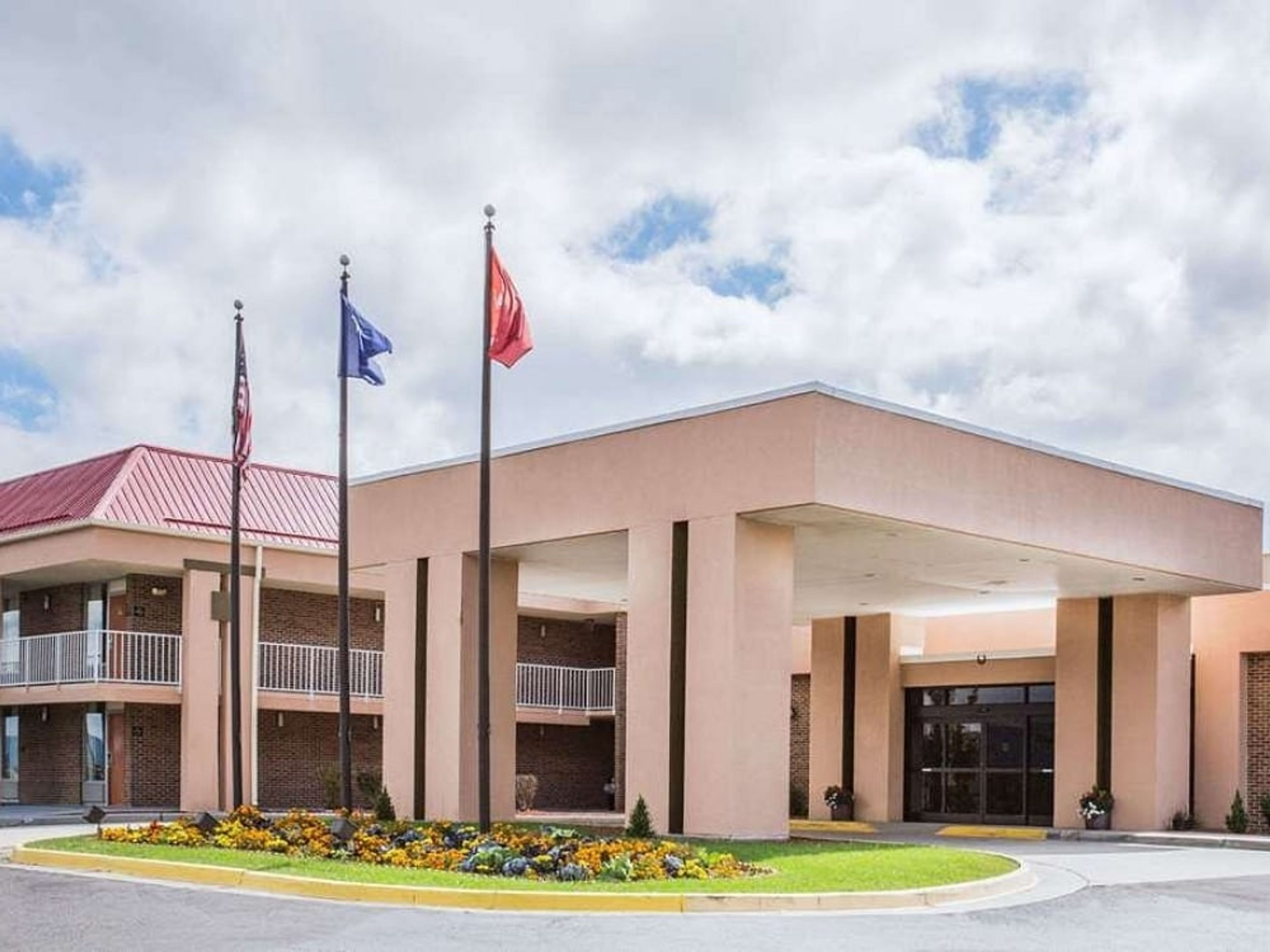 Featured photo from Ramada Inn Wytheville