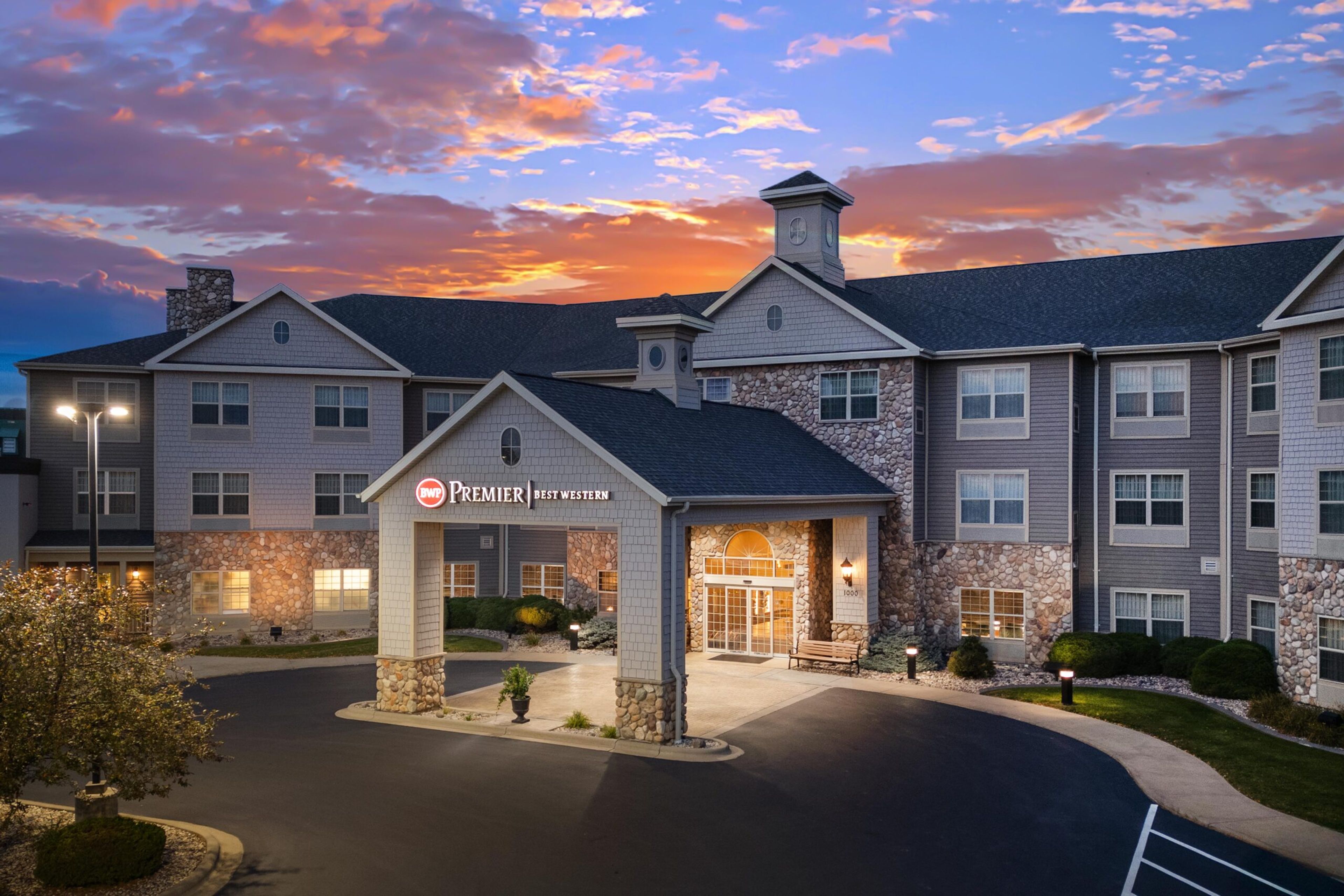 Featured photo from Best Western Bridgewood Resort Hotel & Conference Center