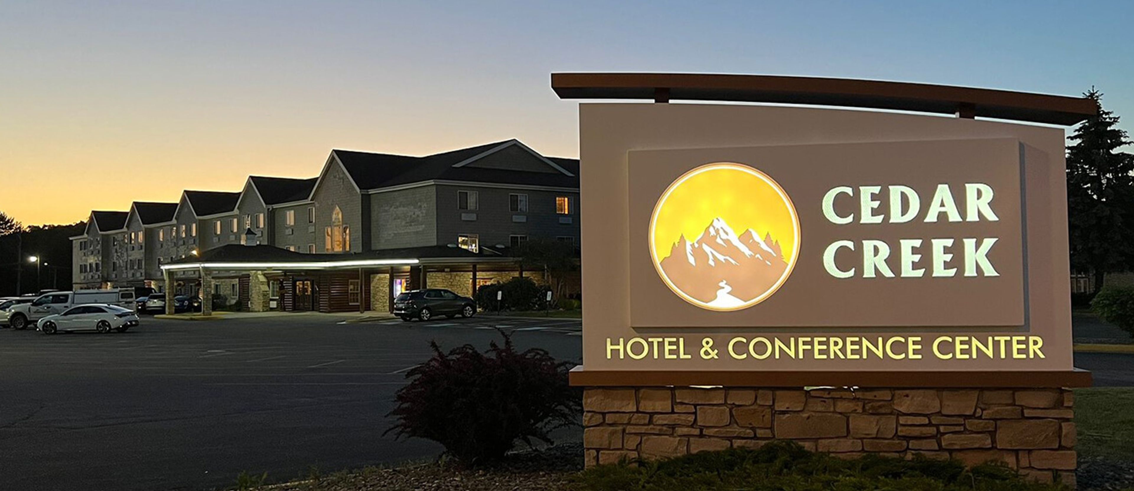 Featured photo from Stoney Creek Hotel & Conference Center