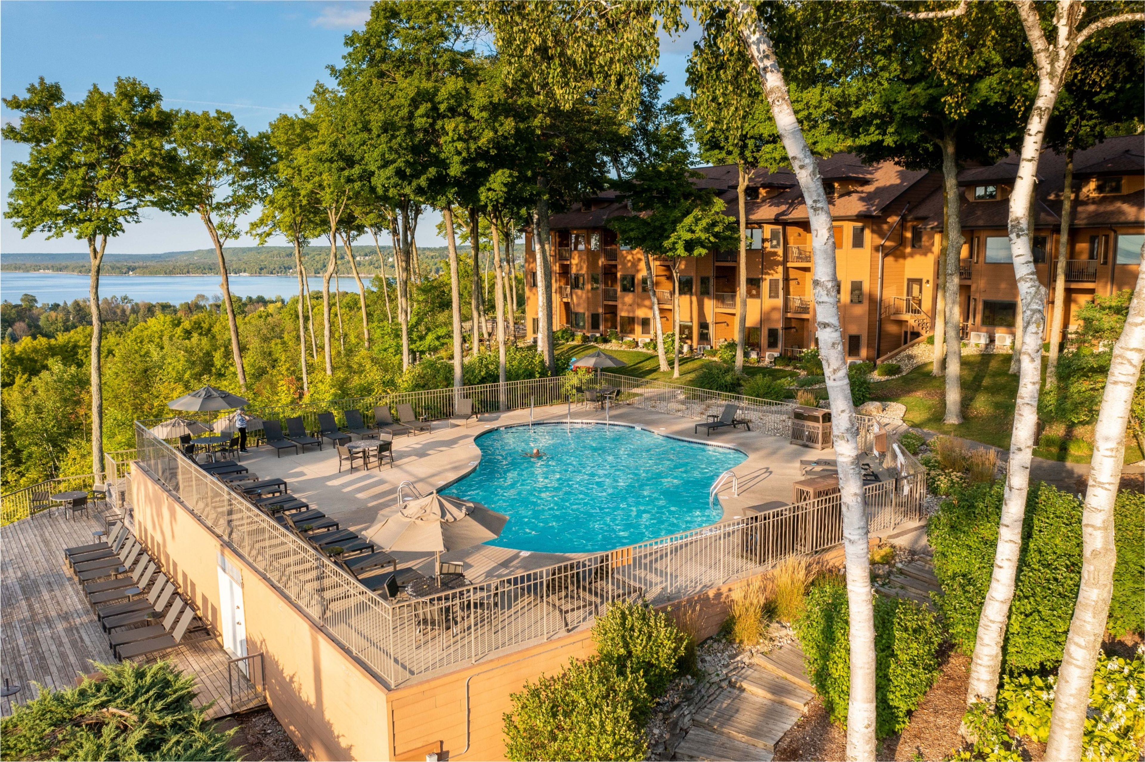 Featured photo from The Landmark Resort