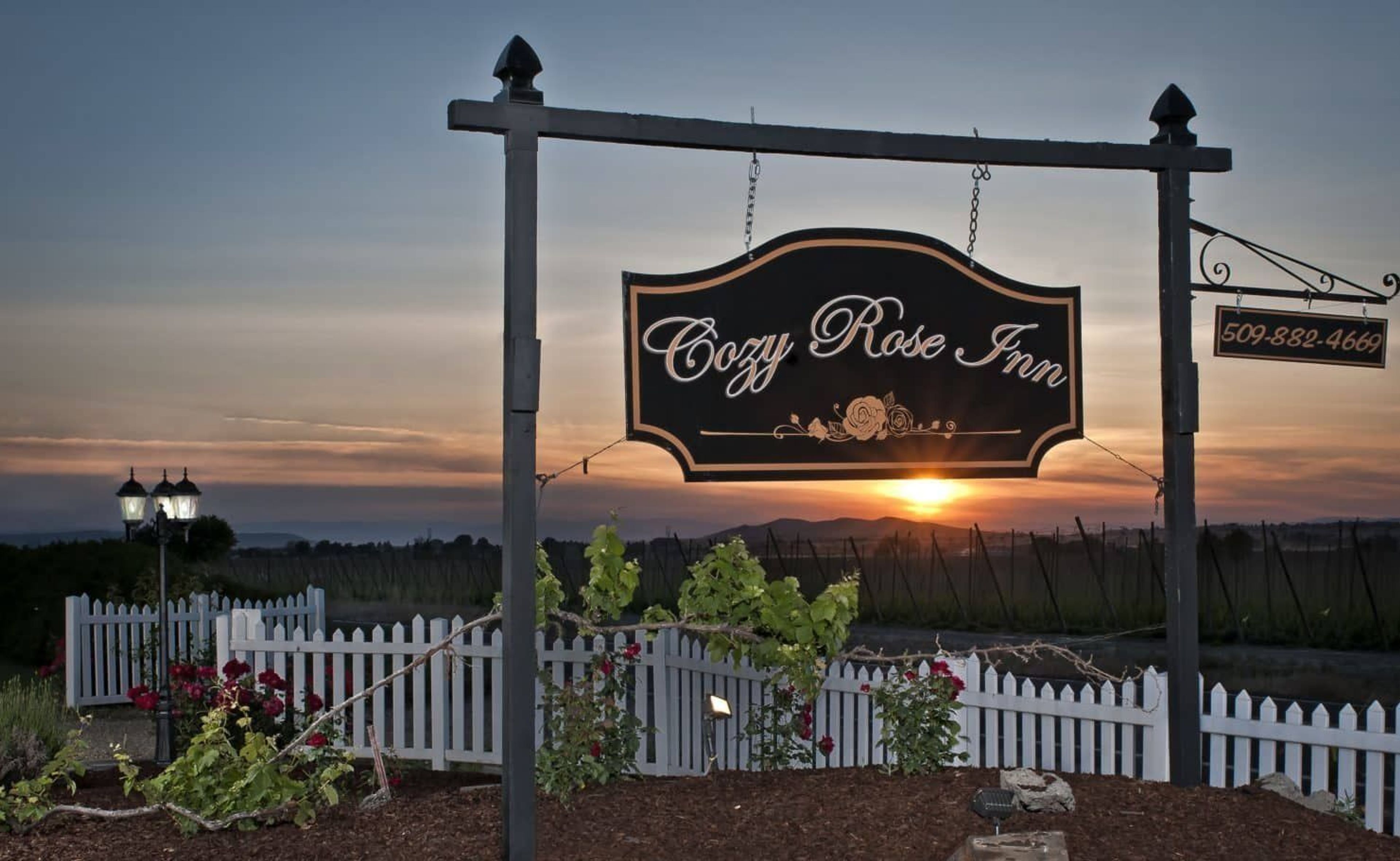 Featured photo from Cozy Rose Inn