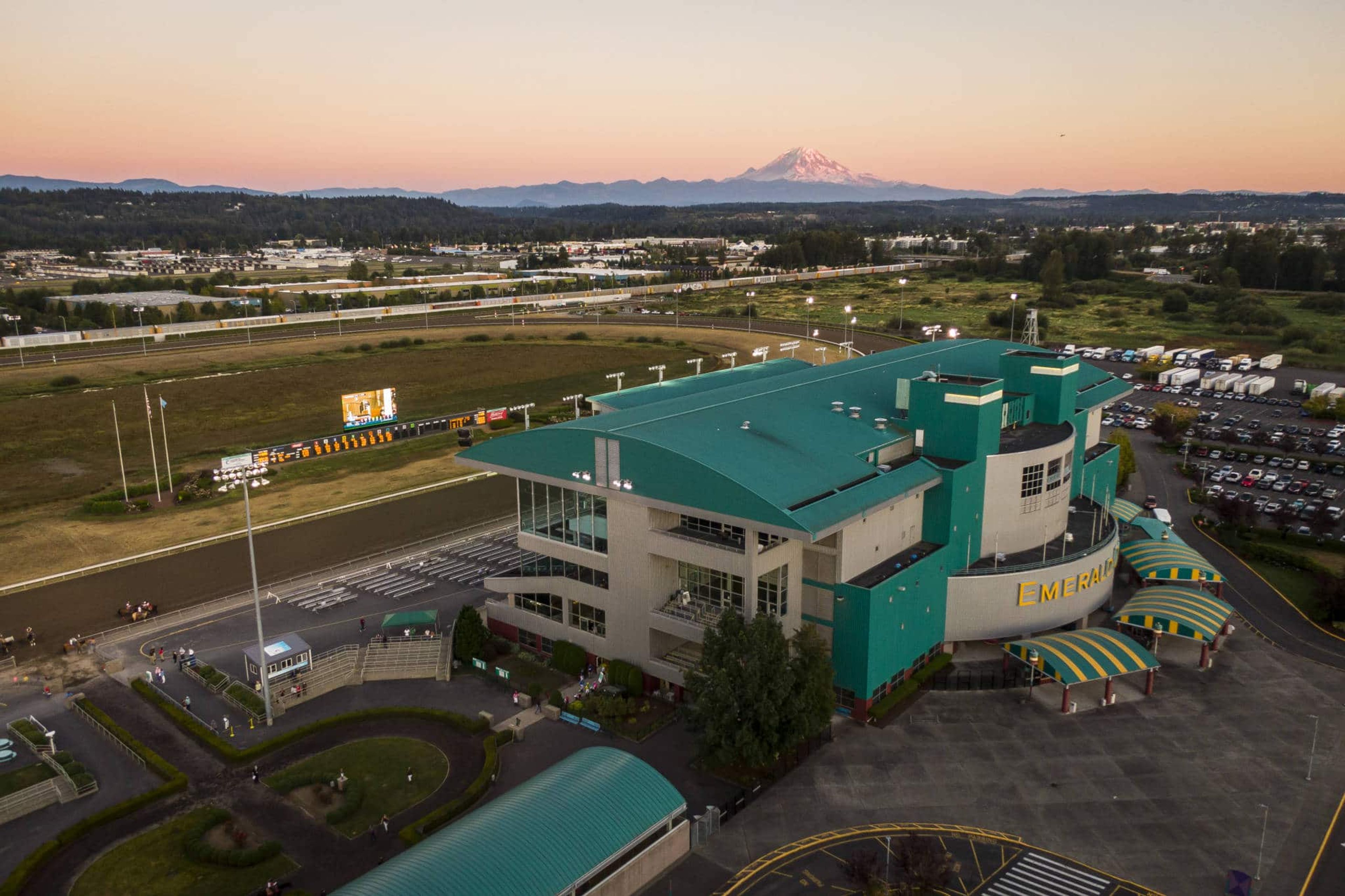 Featured photo from Emerald Downs