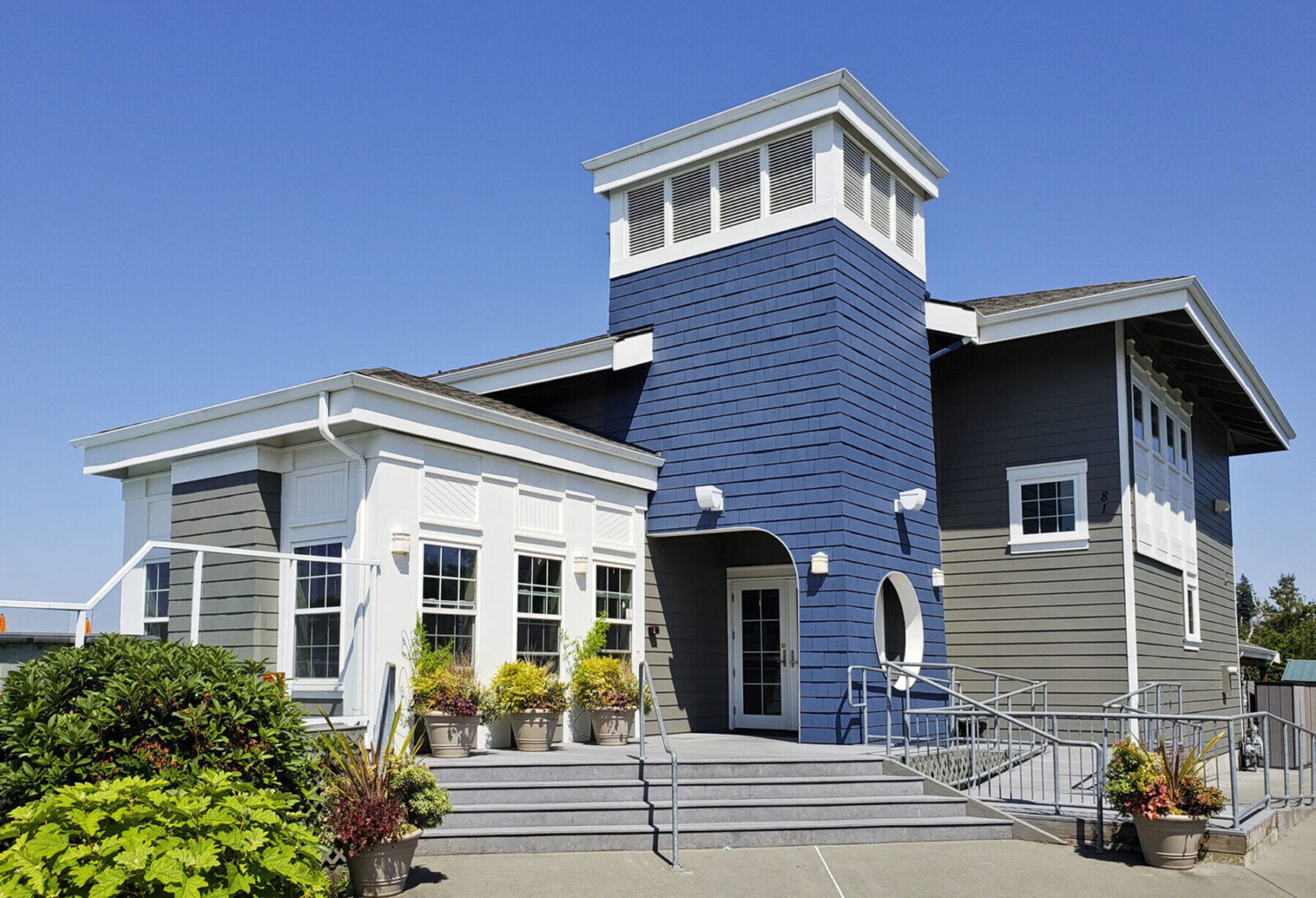 Featured photo from Newport Yacht Club