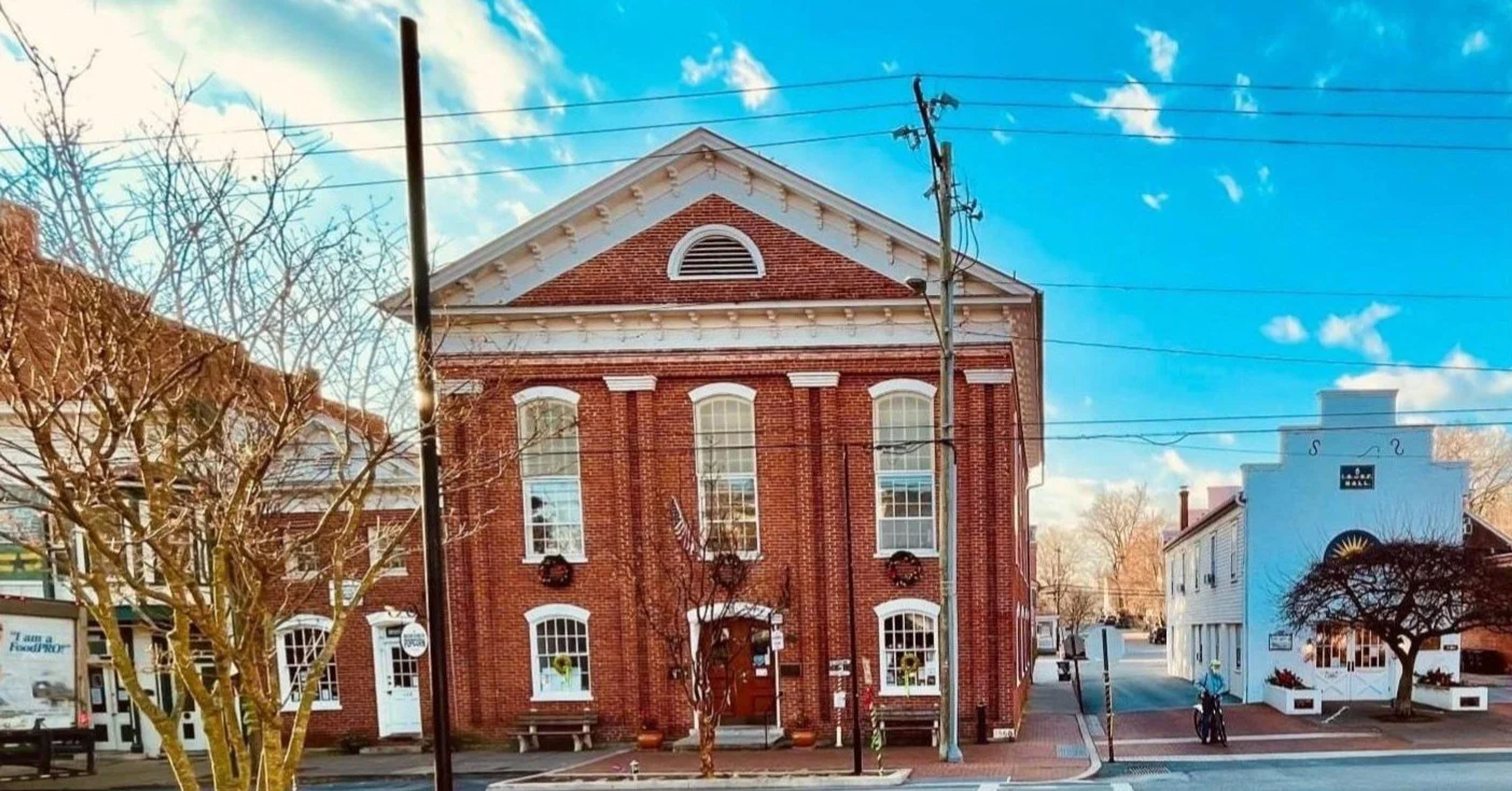 Featured photo from War Memorial Building