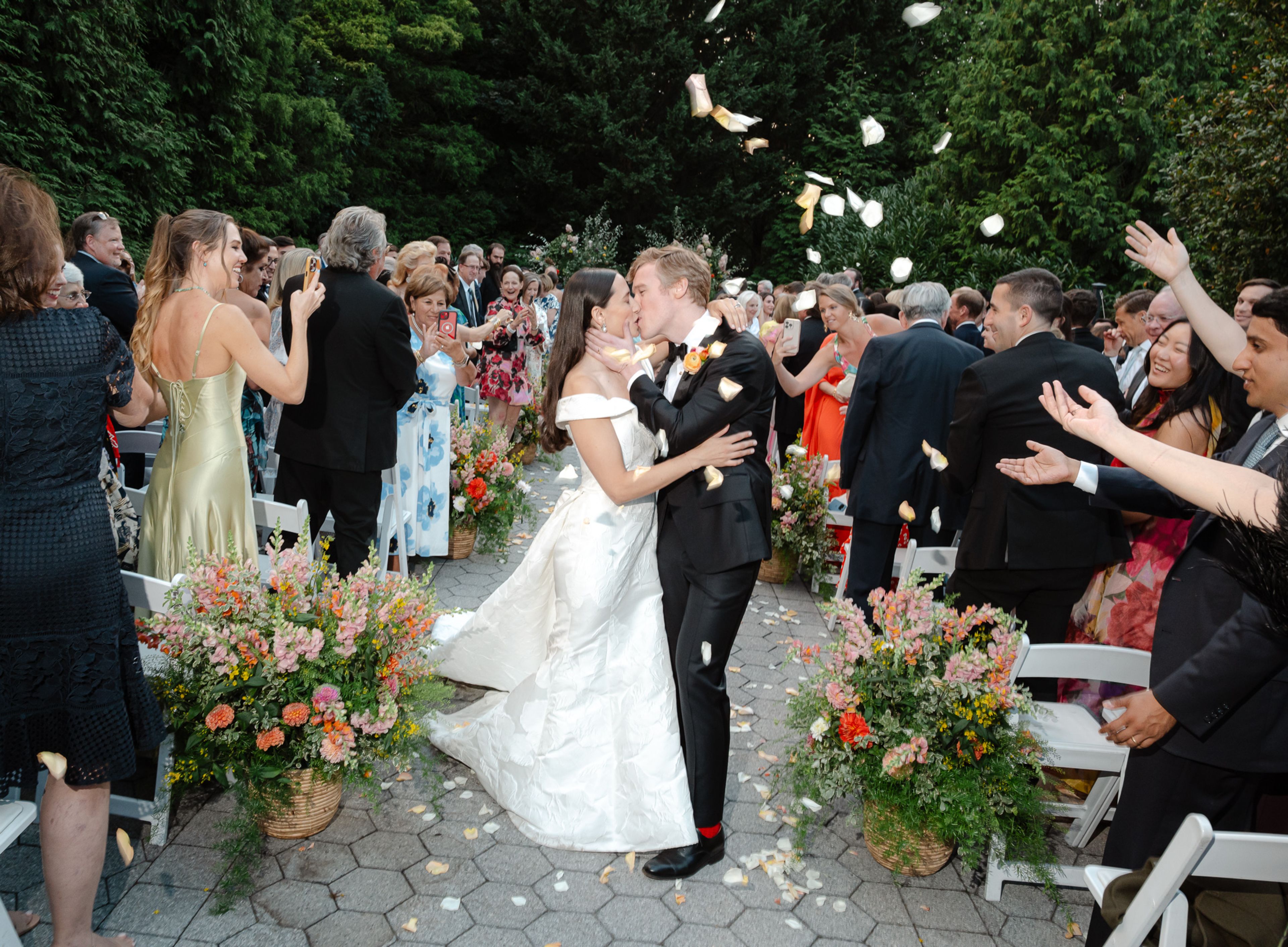 Cover photo of Roey Yohai Studios