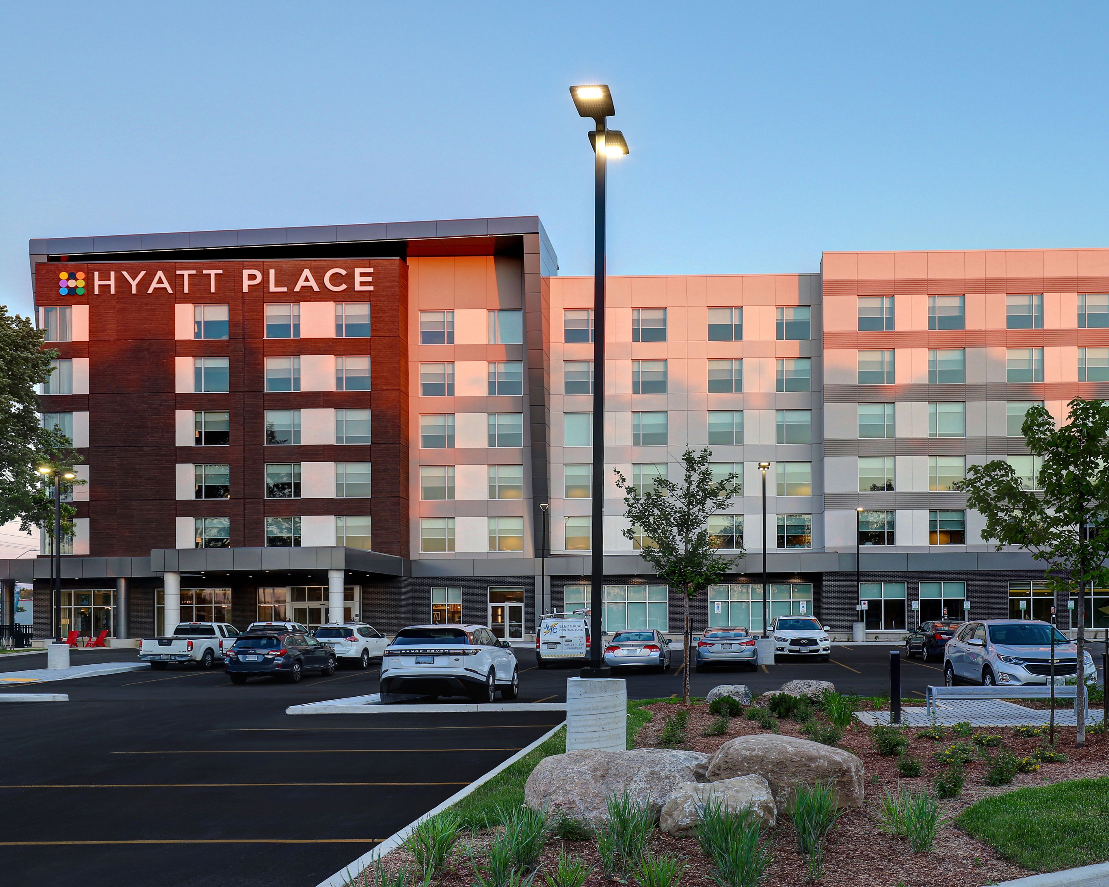 Featured photo from Hyatt Place Ottawa West
