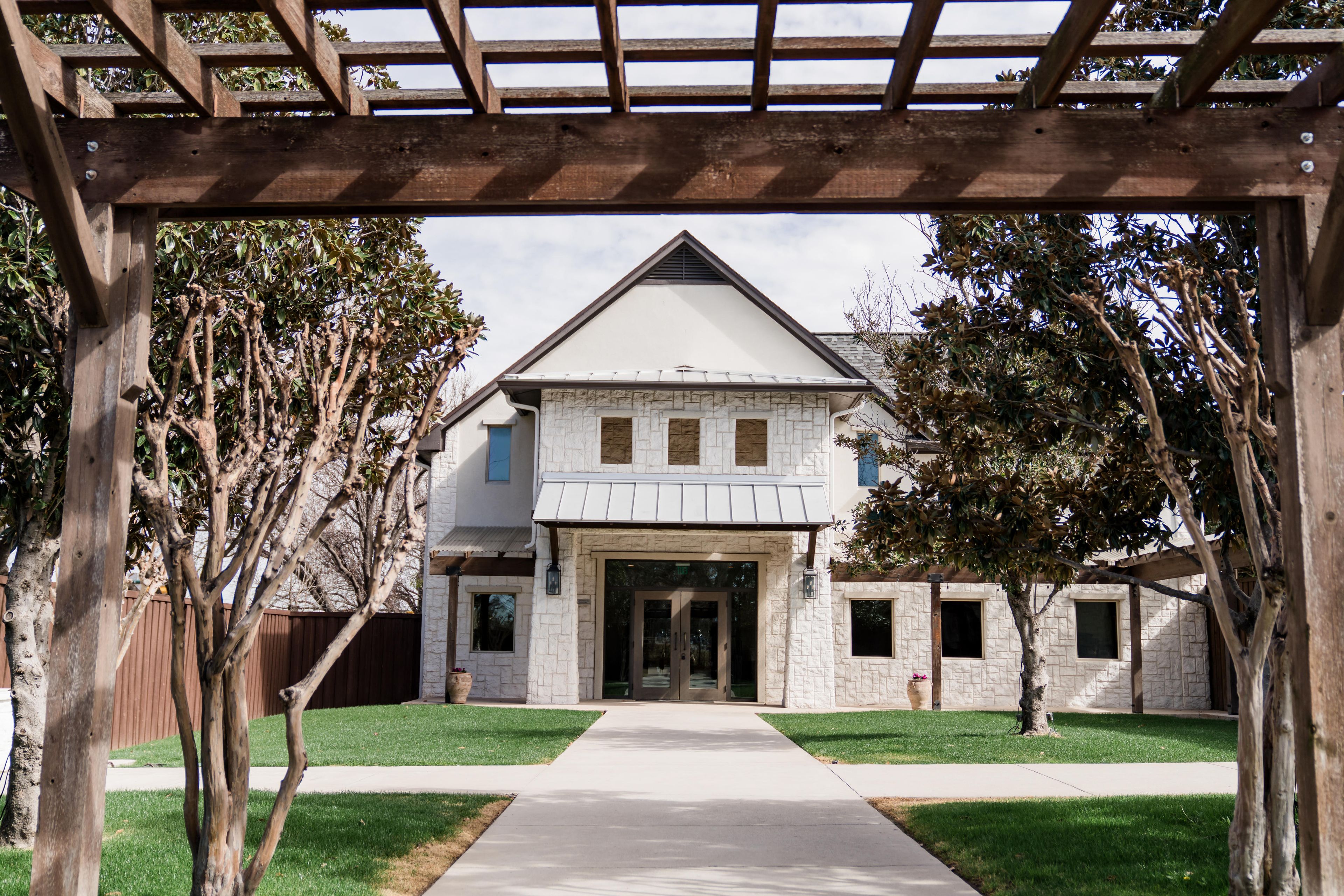 Featured photo from Hidden Pines Chapel Hurst