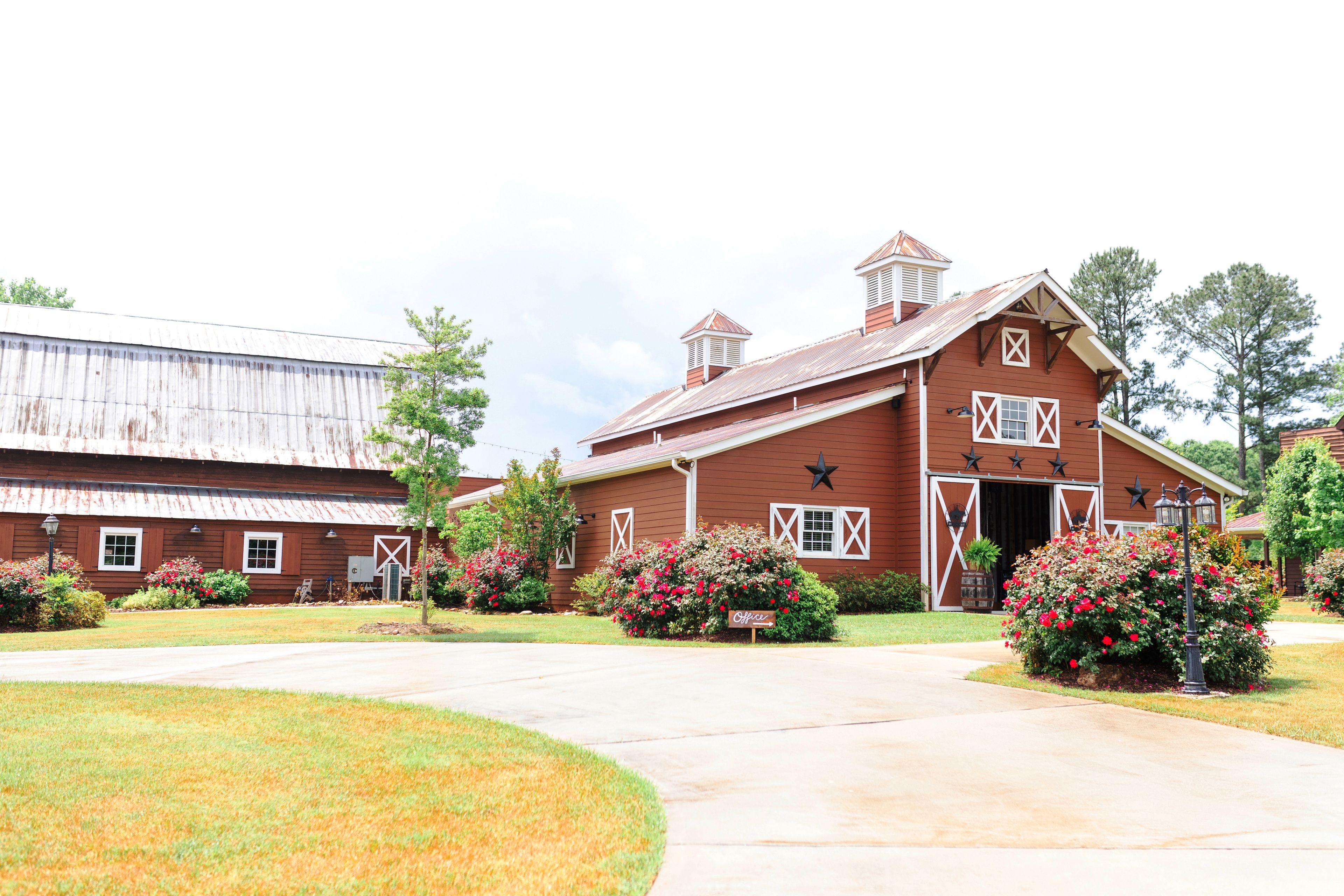 Featured photo from 9 Oaks Farm