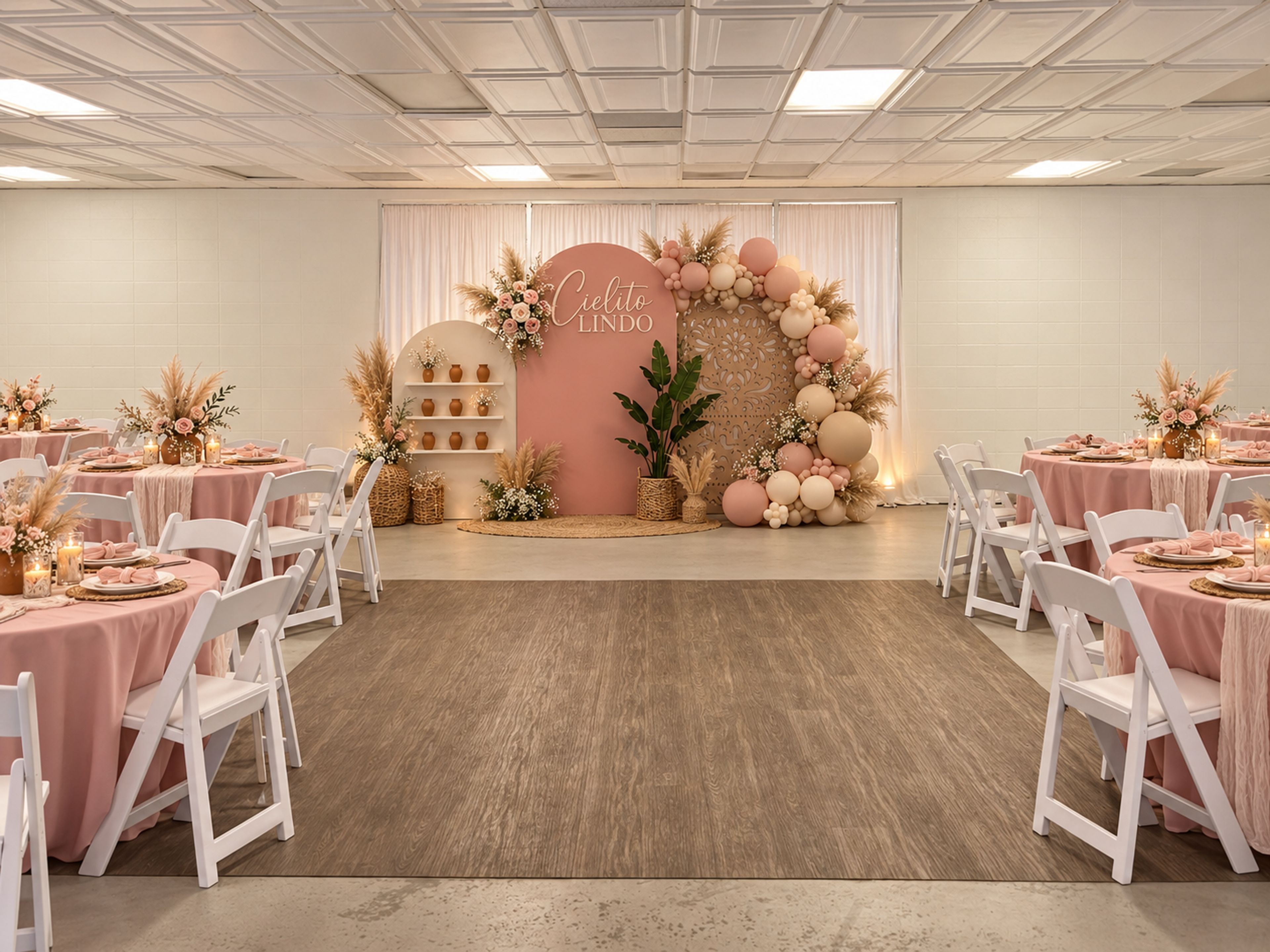 Featured photo from Modern Moments Creative Studio