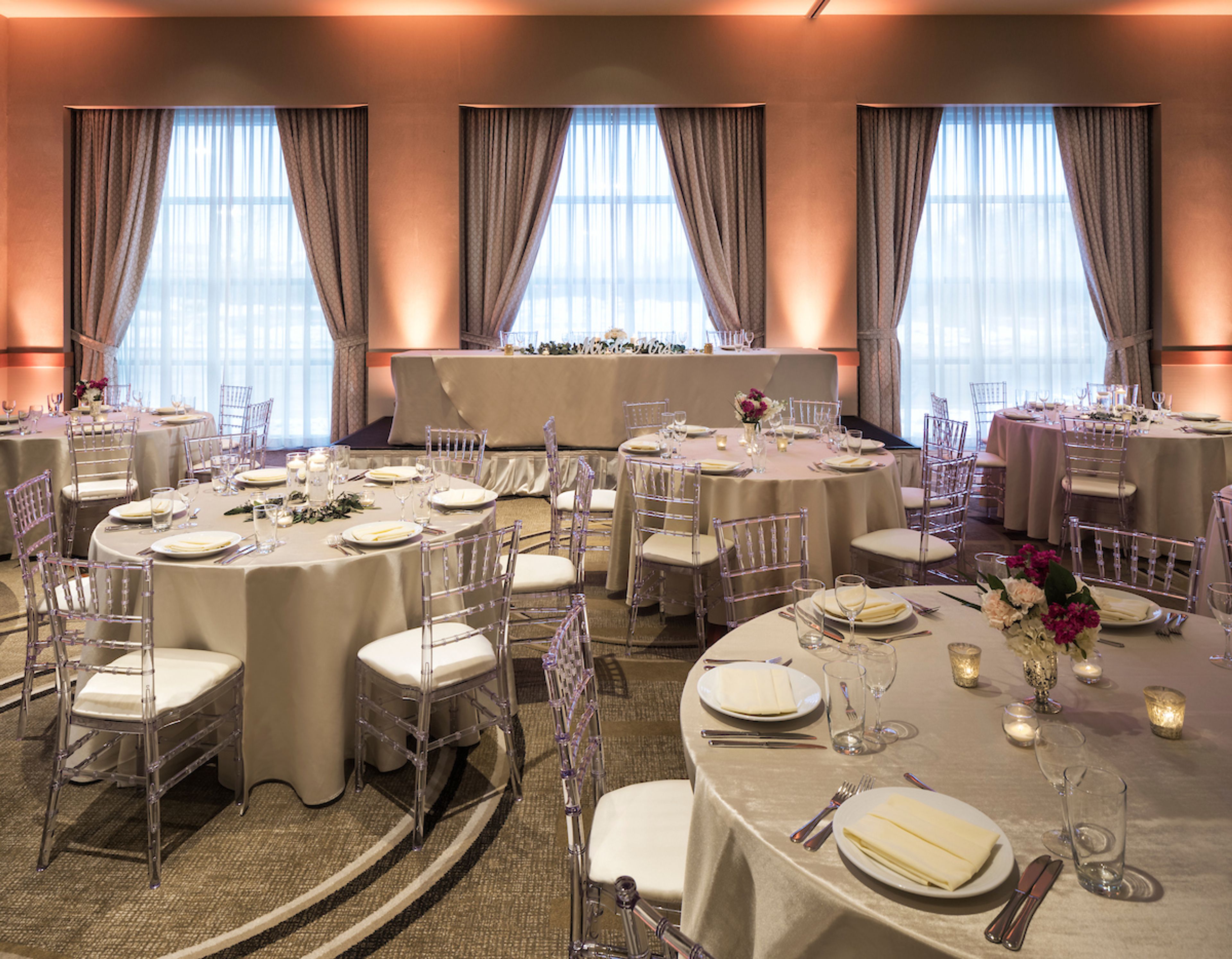 Cover photo of Hyatt Rosemont near O'Hare