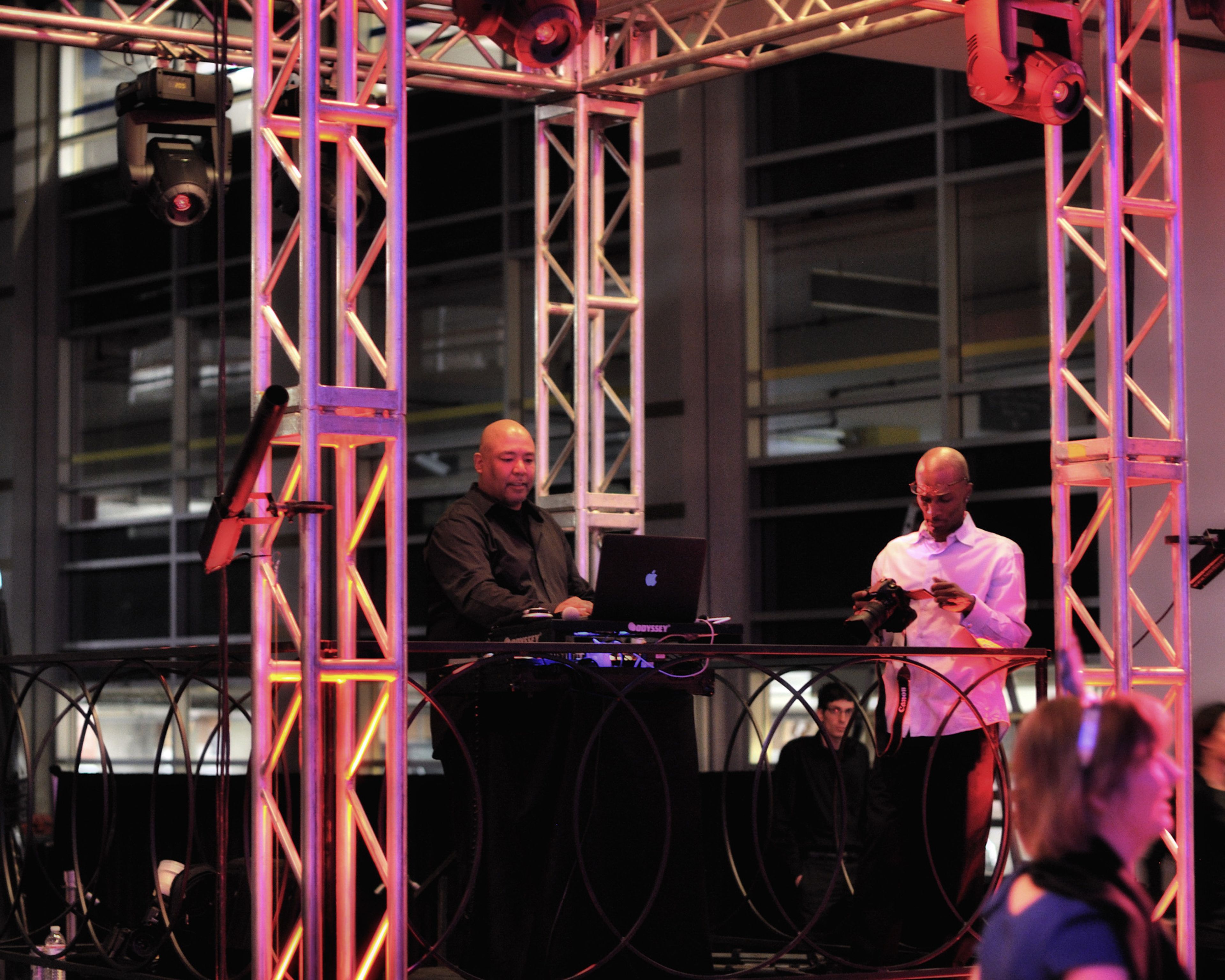 Cover photo of DJ Xavier