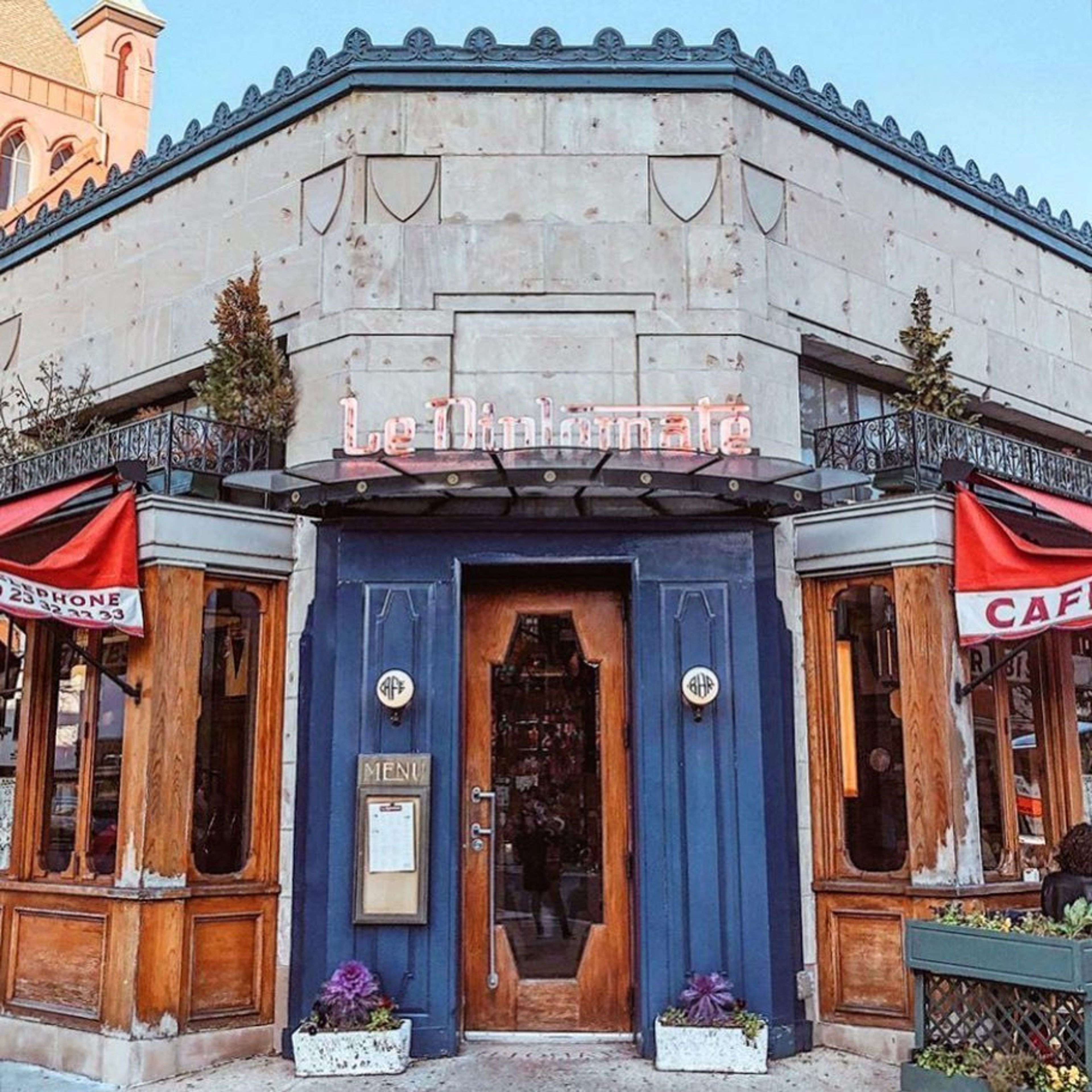 Cover photo of Le Diplomate