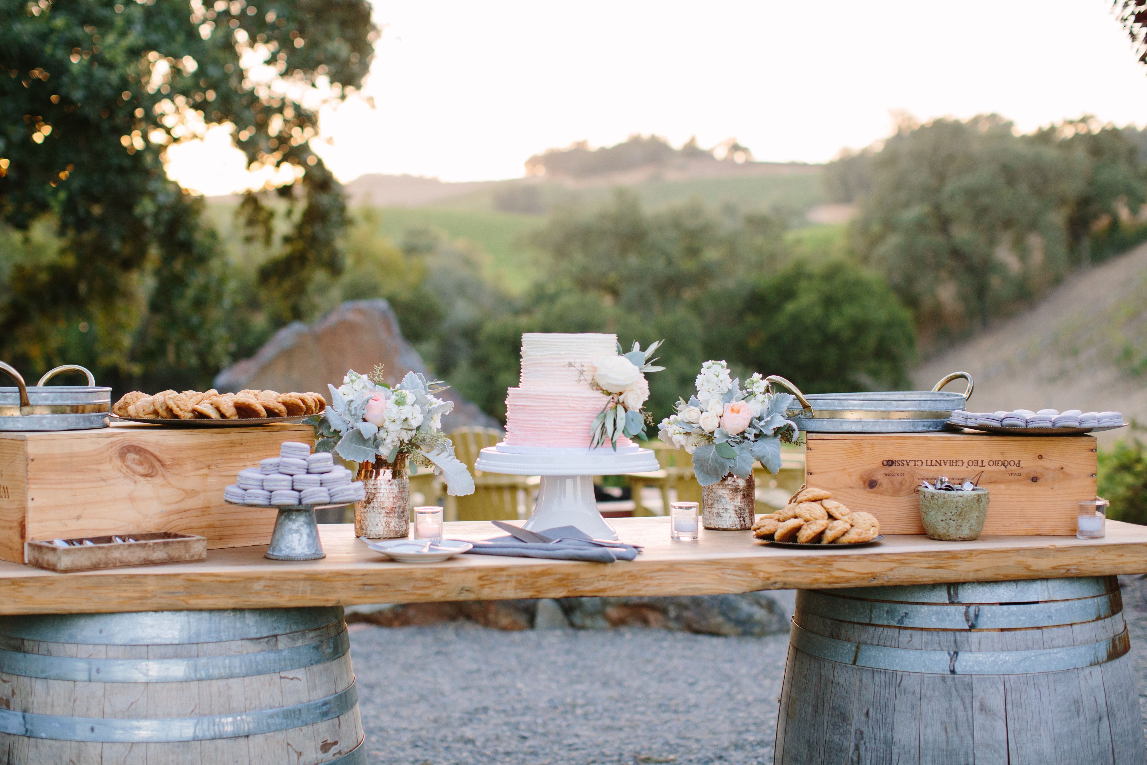 Cover photo of Fig Cakes & Sweets