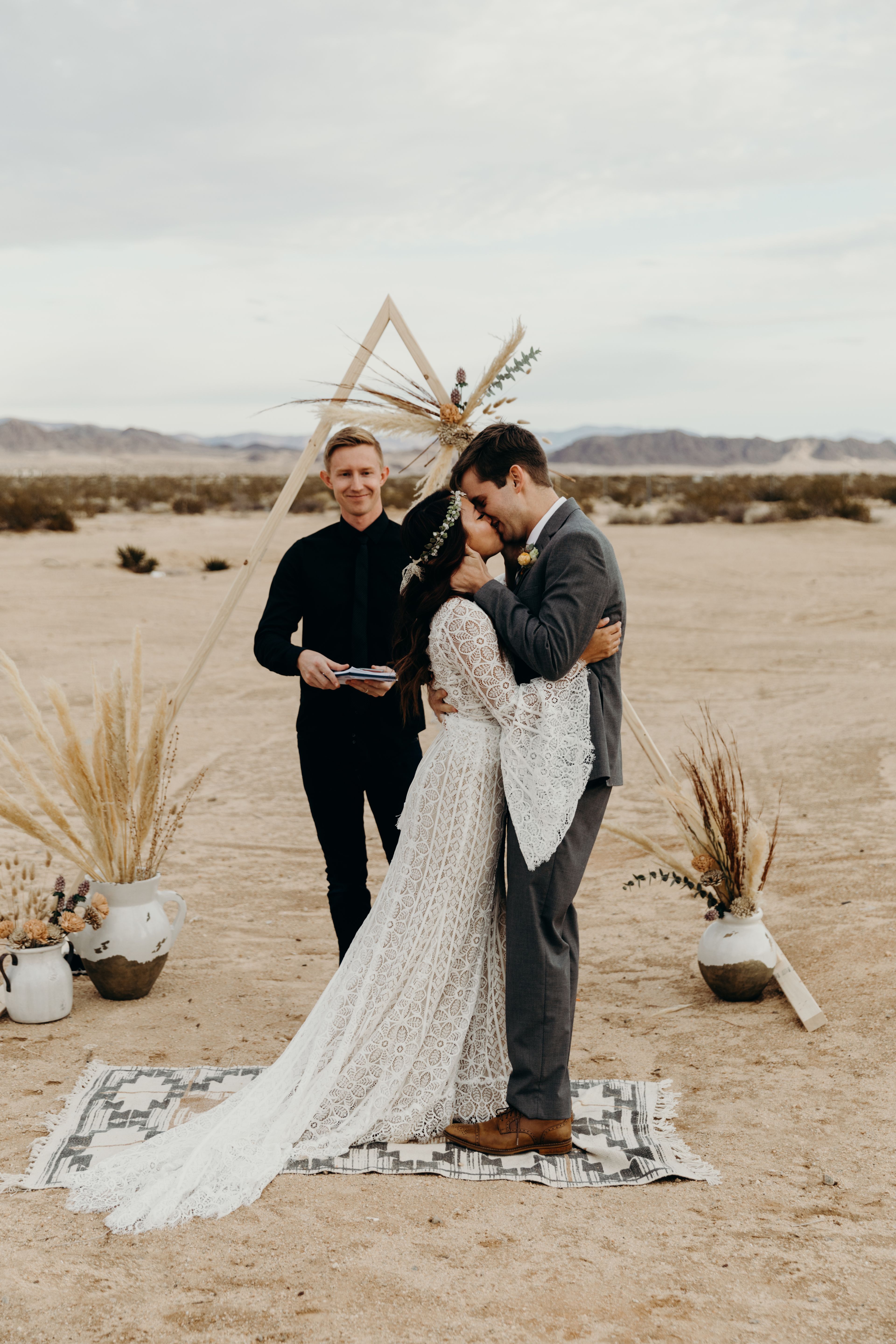 Cover photo of Jana Contreras Photography