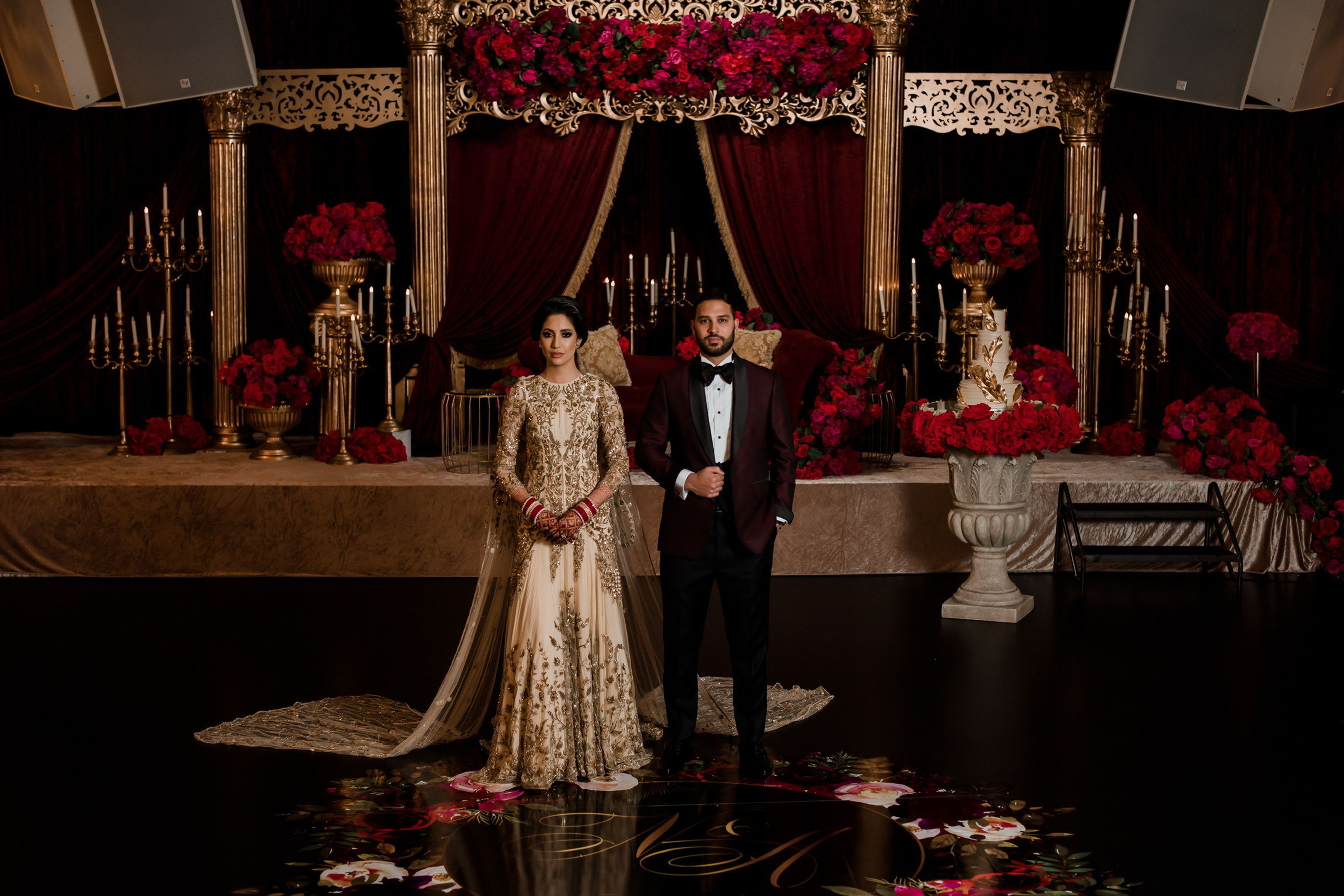 Cover photo of Universal Décor