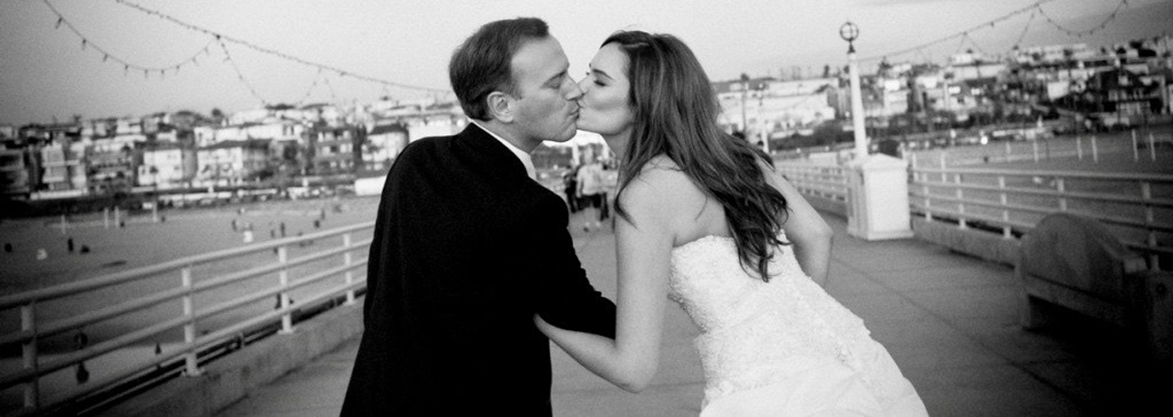 Cover photo of Elegant Music