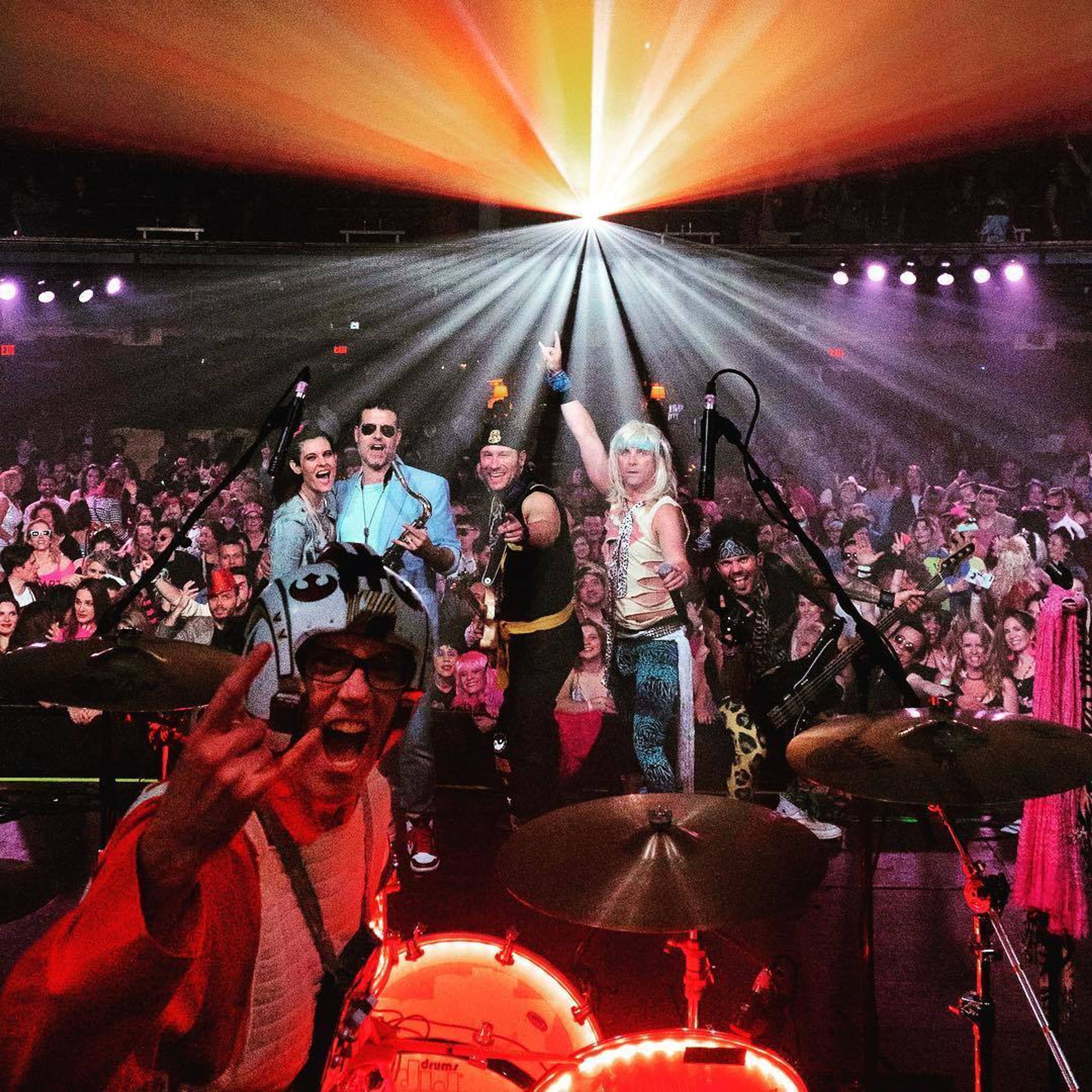 Cover photo of VIPs Entertainment