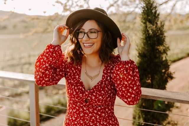 Picture of Carly Saber