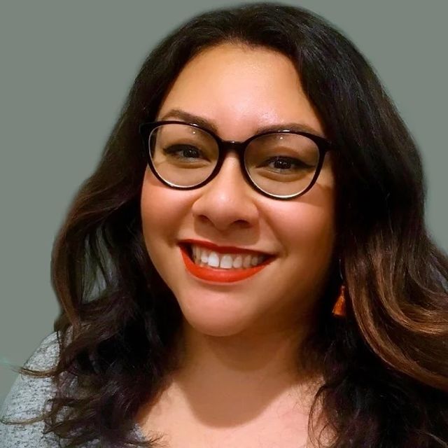 Picture of Stephanie Valdivia