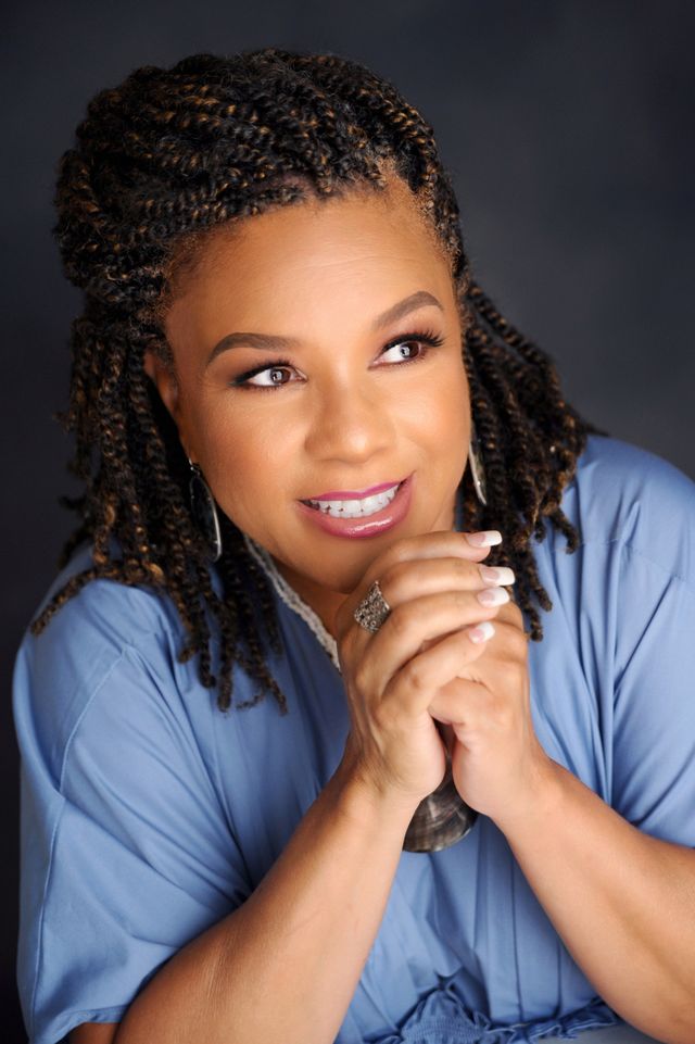 Picture of Roz Moore