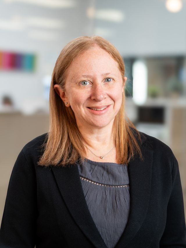 Picture of Ali Stern