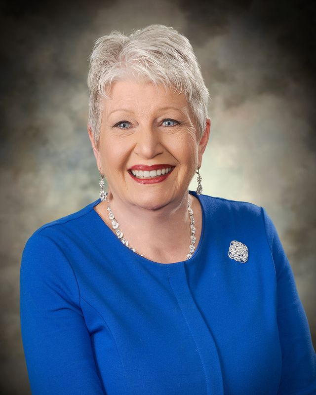 Picture of Michelle Scrimger